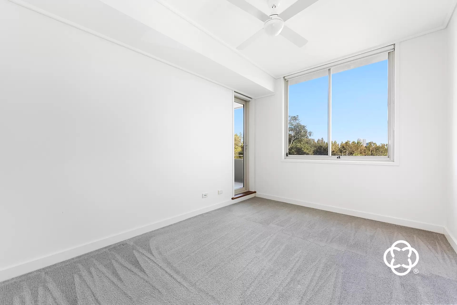 504/2 The Piazza, Wentworth Point Leased by Chidiac Realty - image 1