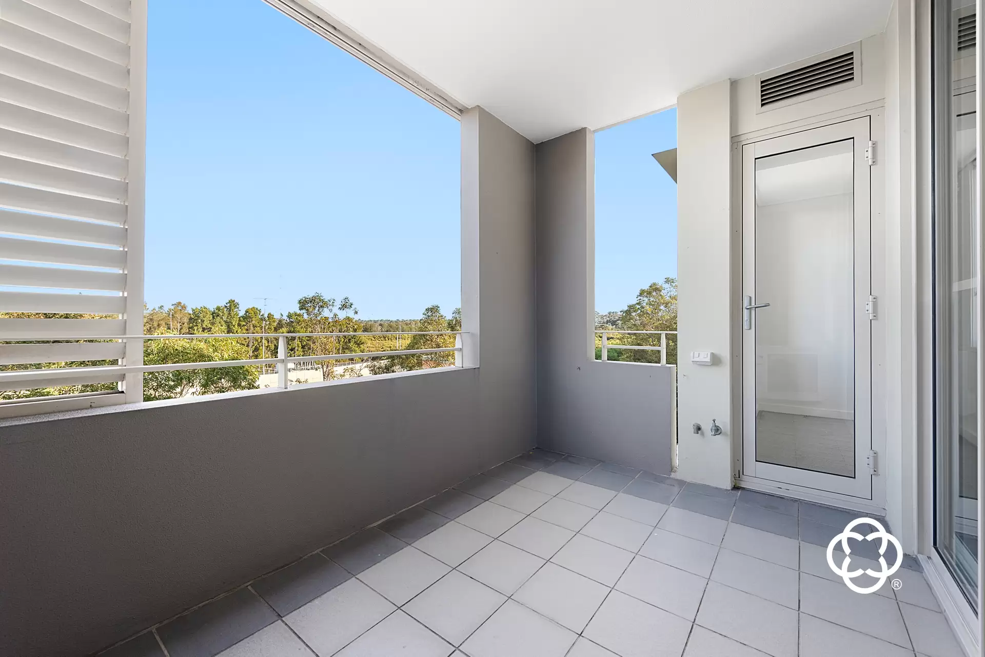 504/2 The Piazza, Wentworth Point Leased by Chidiac Realty - image 1