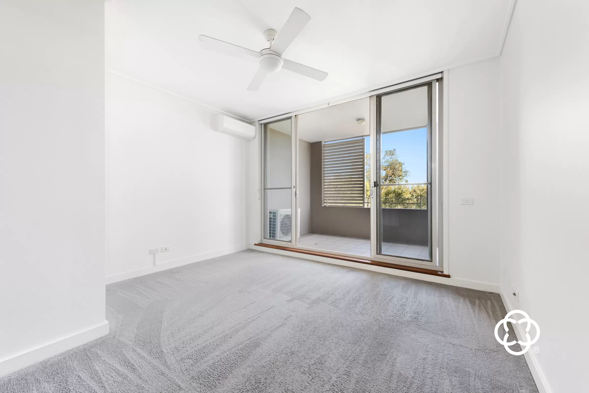 504/2 The Piazza, Wentworth Point Leased by Chidiac Realty - image 1