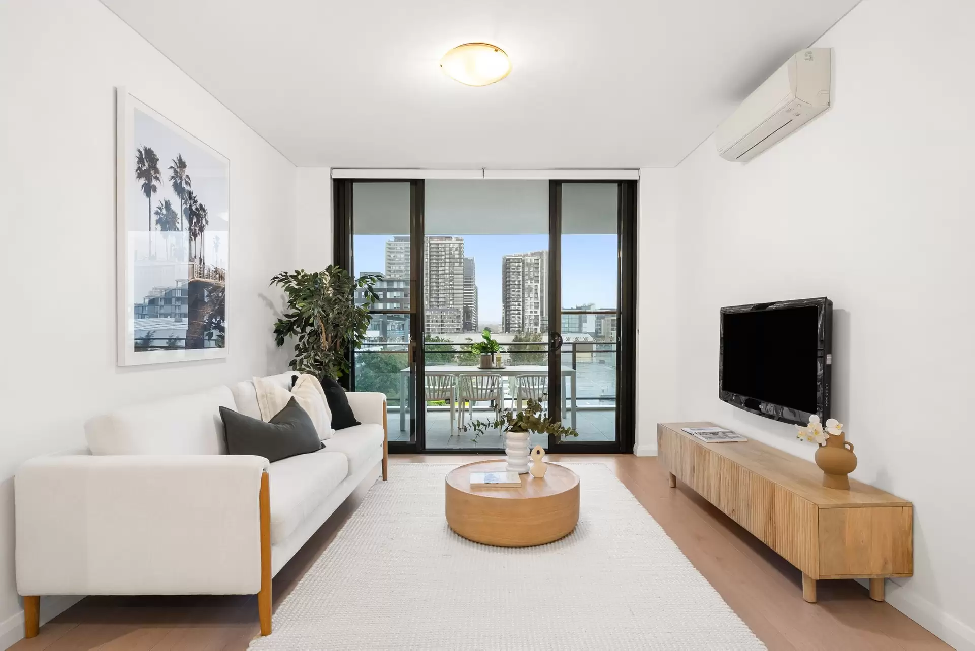 421/22 Baywater Drive, Wentworth Point Sold by Chidiac Realty - image 1