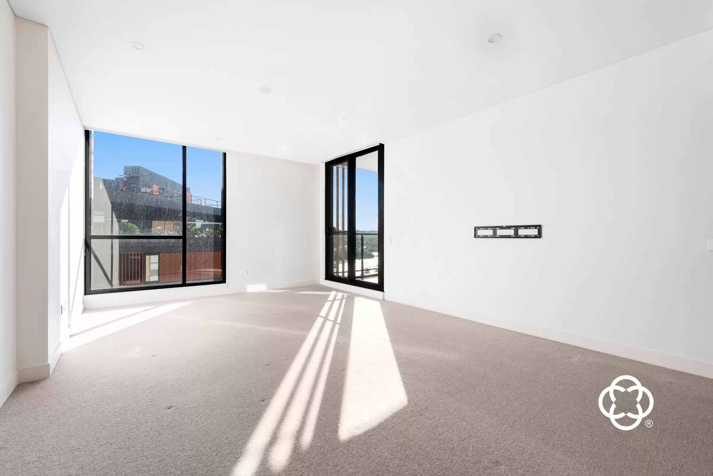 1005/14 Hill Road, Wentworth Point Leased by Chidiac Realty - image 3