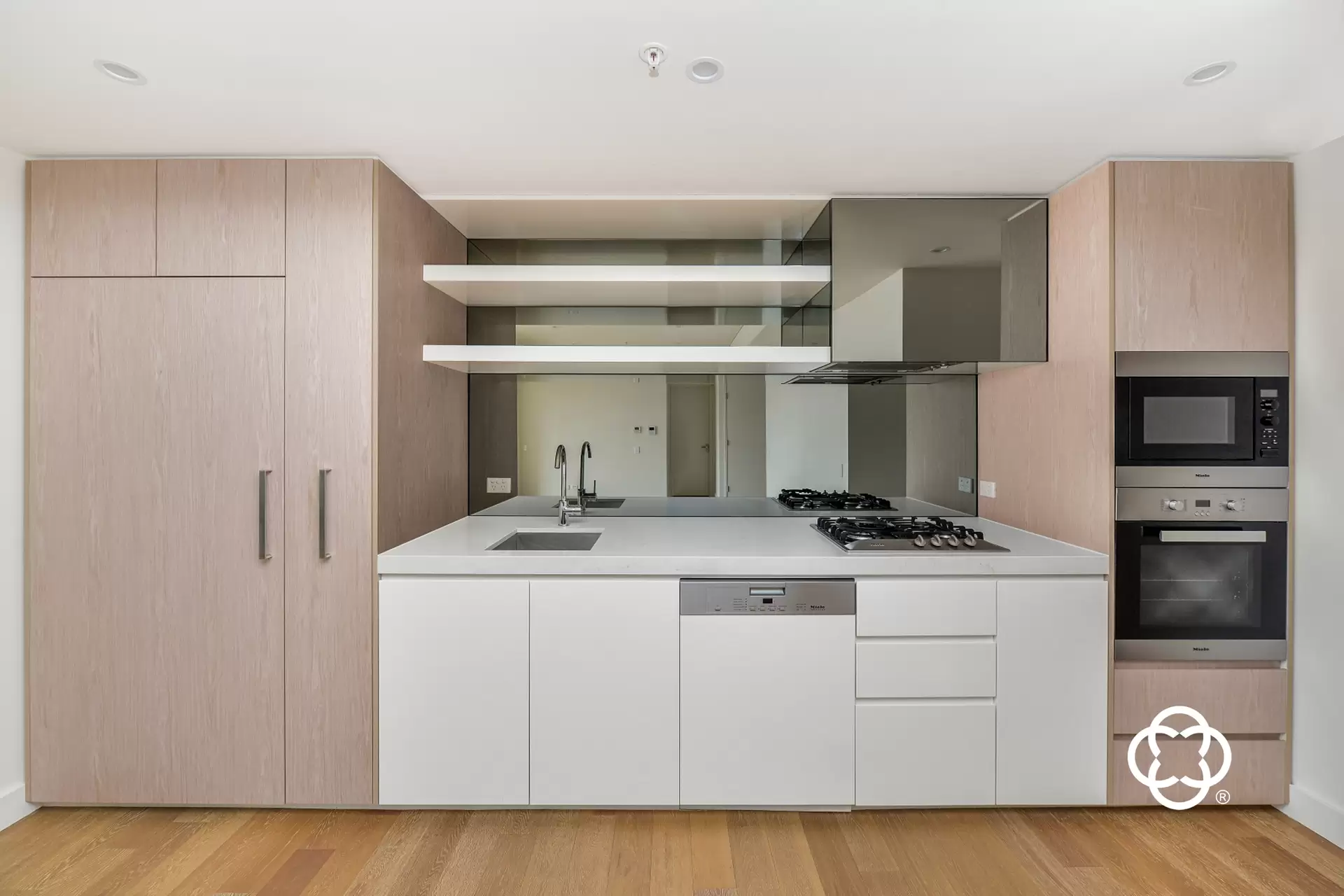 1102/80 Alfred Street, Milsons Point Leased by Chidiac Realty - image 1