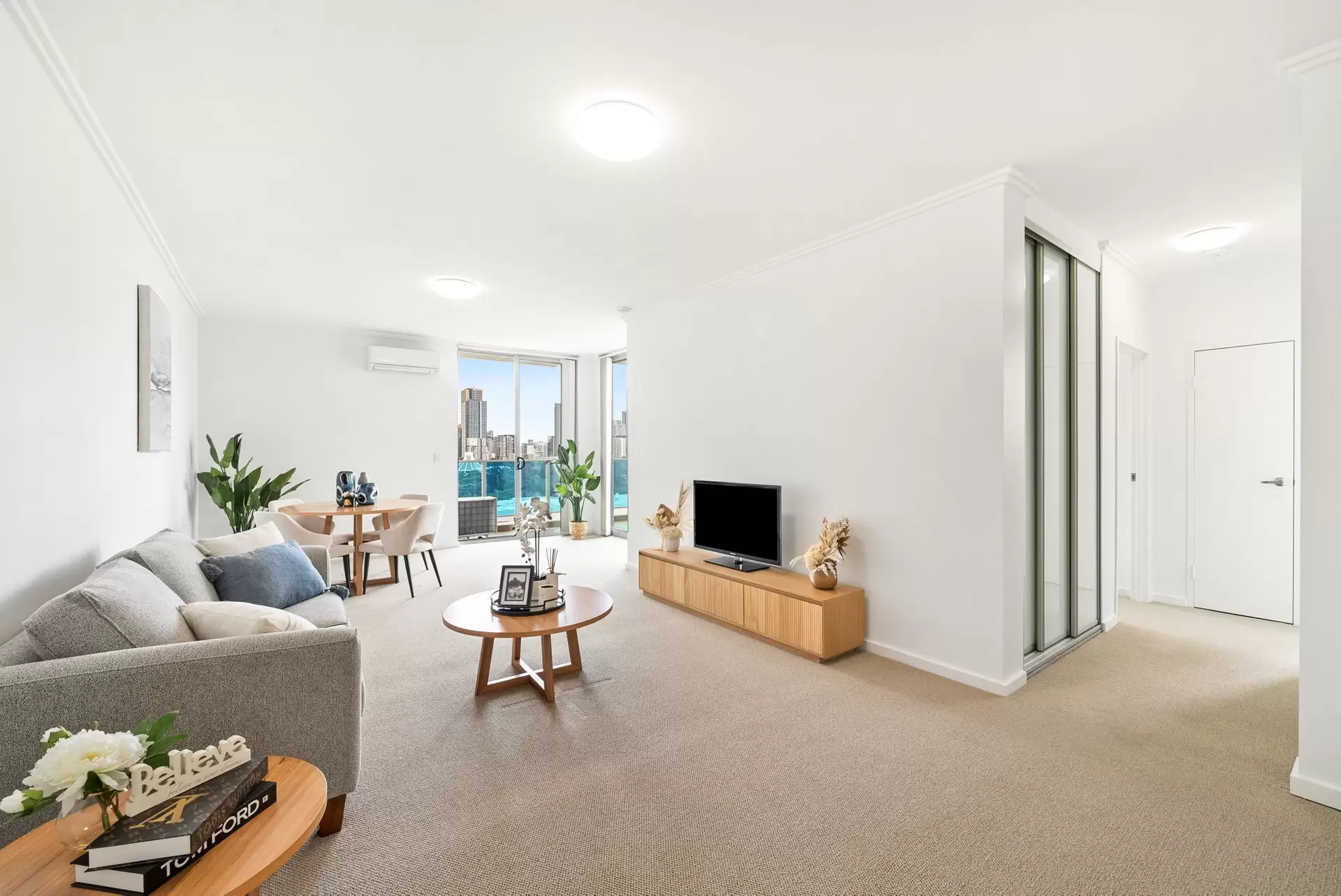 912/3 Weston Street, Rosehill Sold by Chidiac Realty - image 1