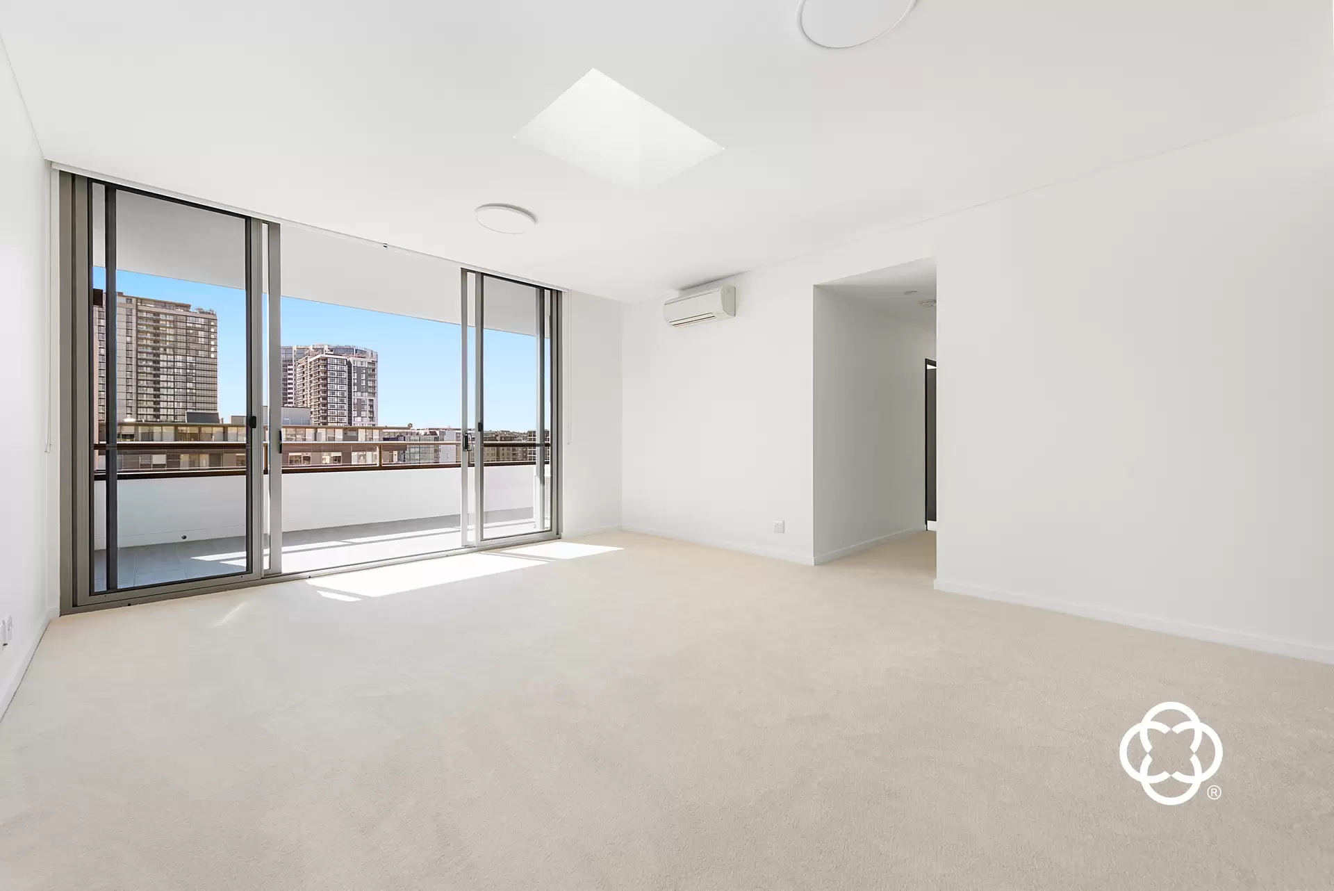 809/19 Baywater Drive, Wentworth Point Leased by Chidiac Realty - image 1