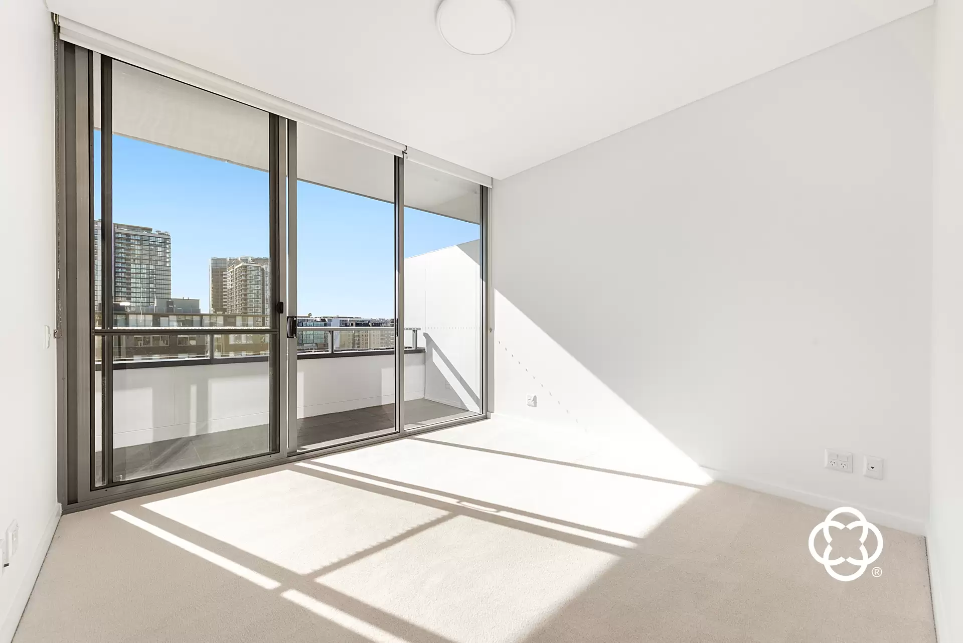 809/19 Baywater Drive, Wentworth Point Leased by Chidiac Realty - image 1