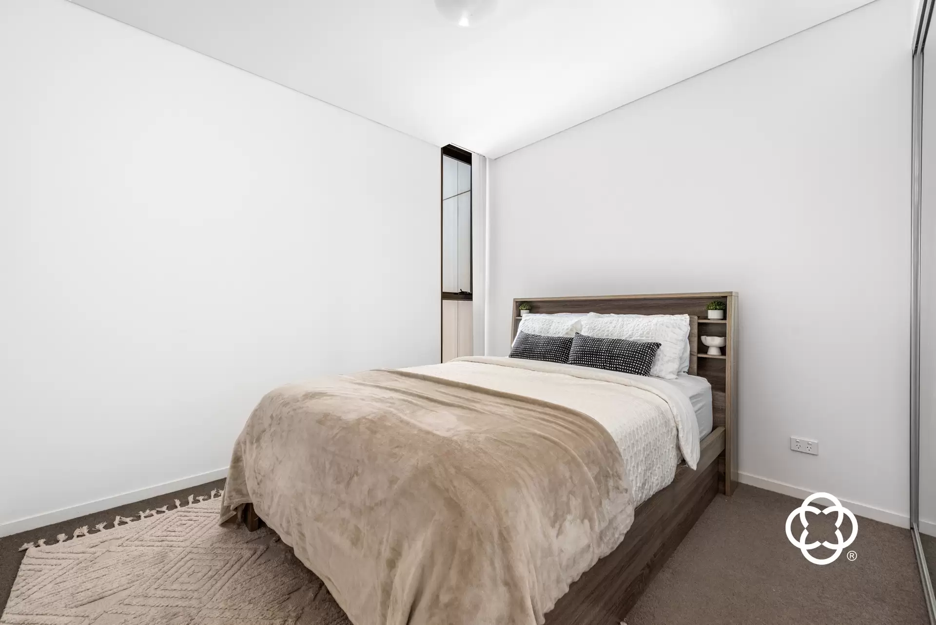 8096/5 Bennelong Parkway, Wentworth Point Leased by Chidiac Realty - image 1