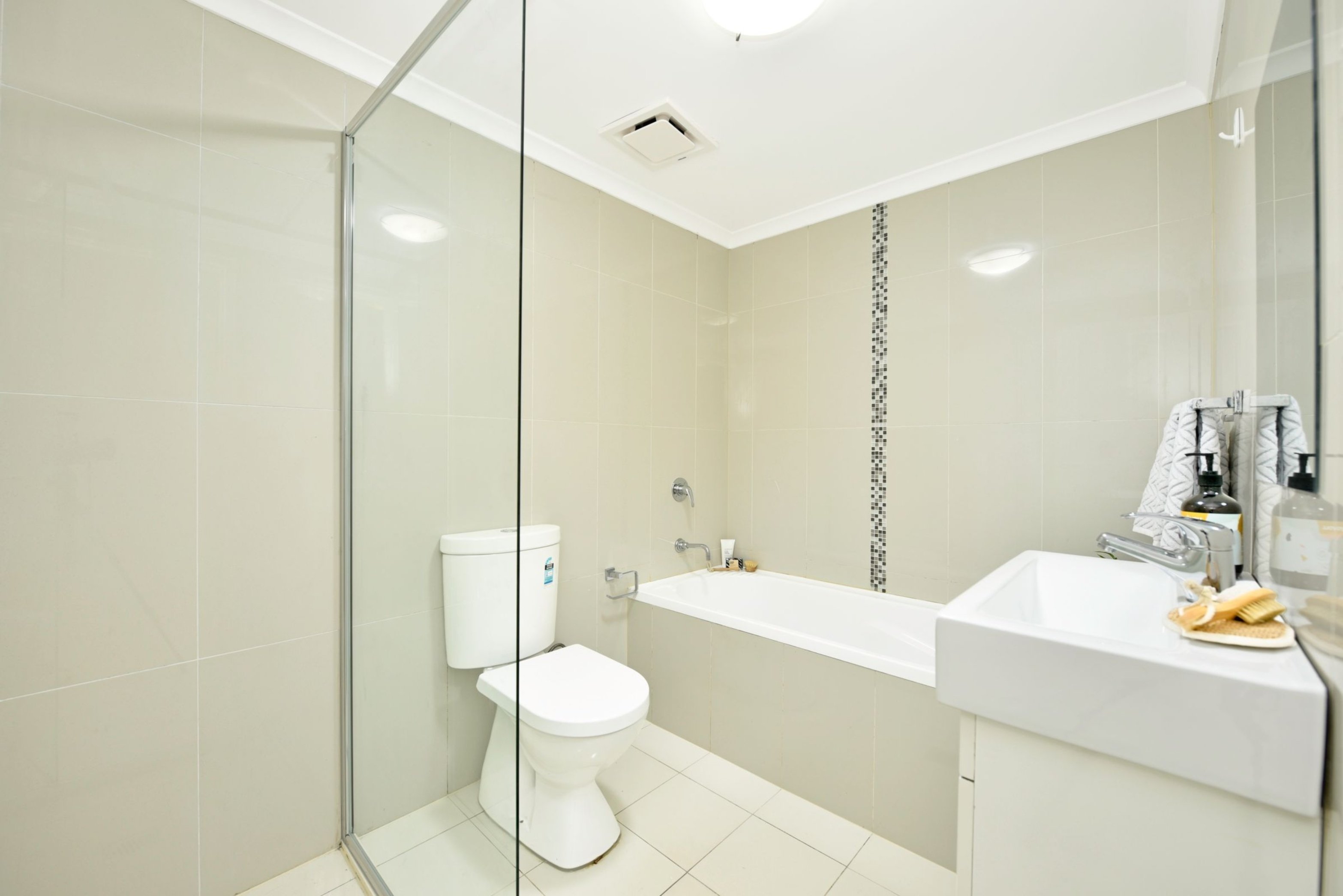 1/29-31 Eastbourne Road, Homebush West Sold by Chidiac Realty - image 6