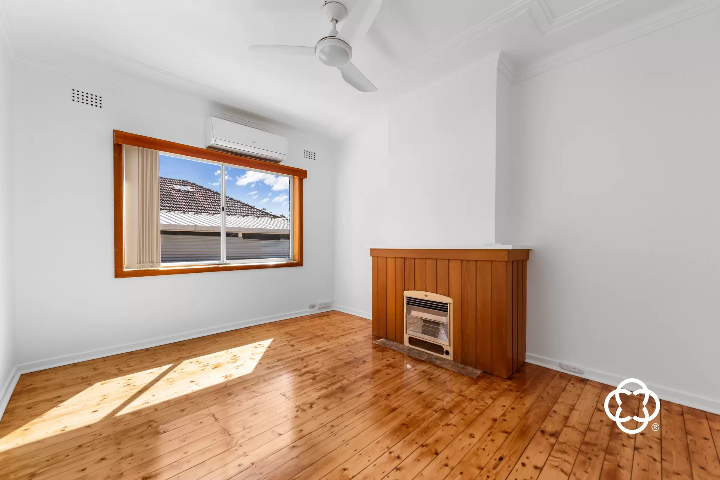 28 Proctor Avenue, Kingsgrove Leased by Chidiac Realty - image 2