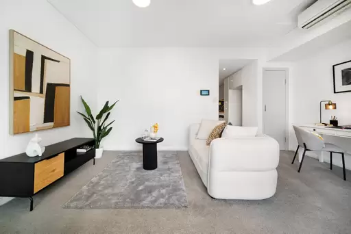 1612/10 Burroway Road, Wentworth Point Sold by Chidiac Realty