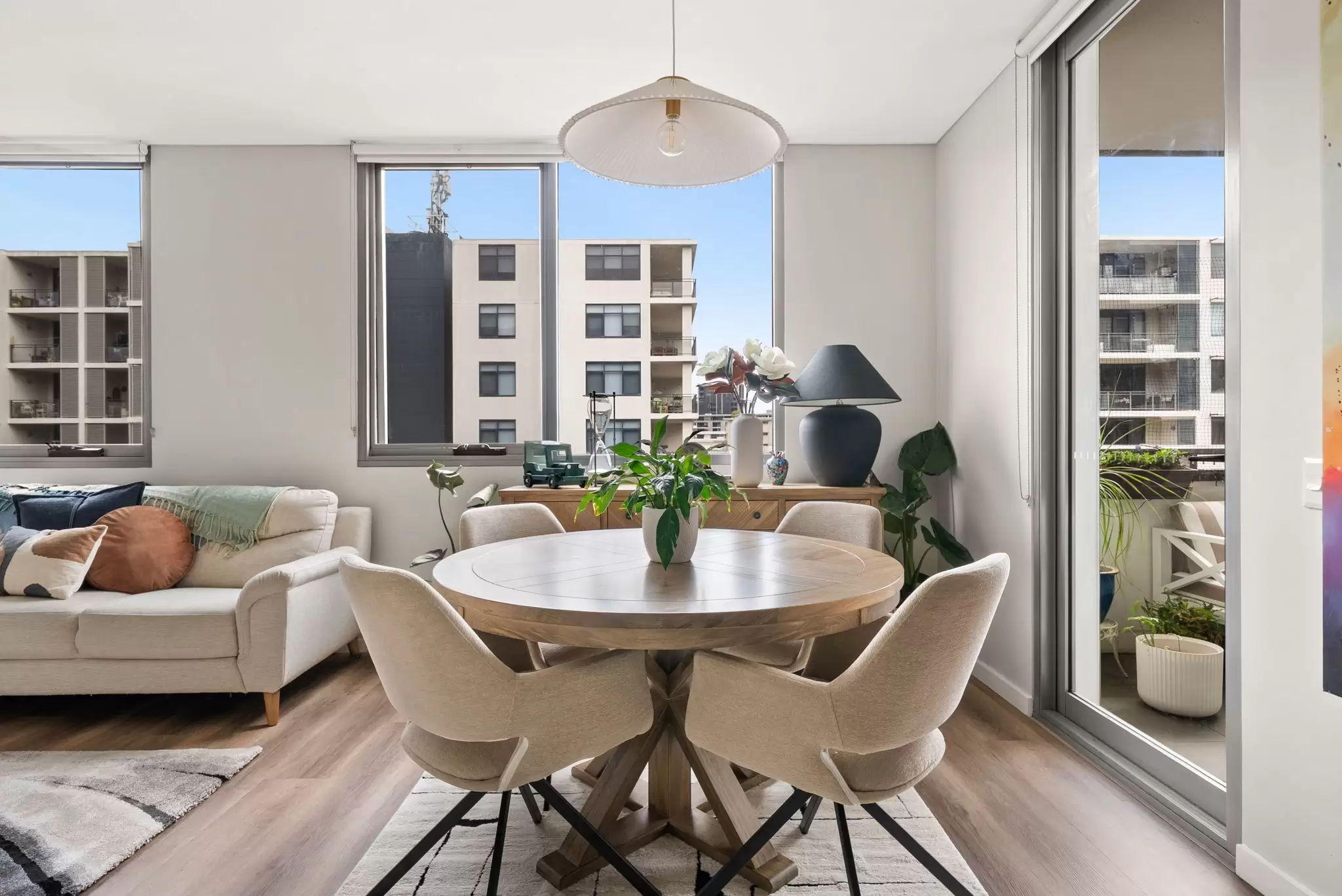 517/19 Baywater Drive, Wentworth Point Sold by Chidiac Realty - image 4