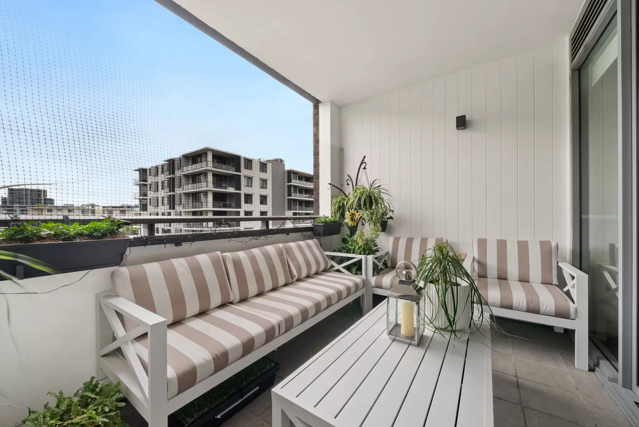 517/19 Baywater Drive, Wentworth Point Sold by Chidiac Realty - image 2