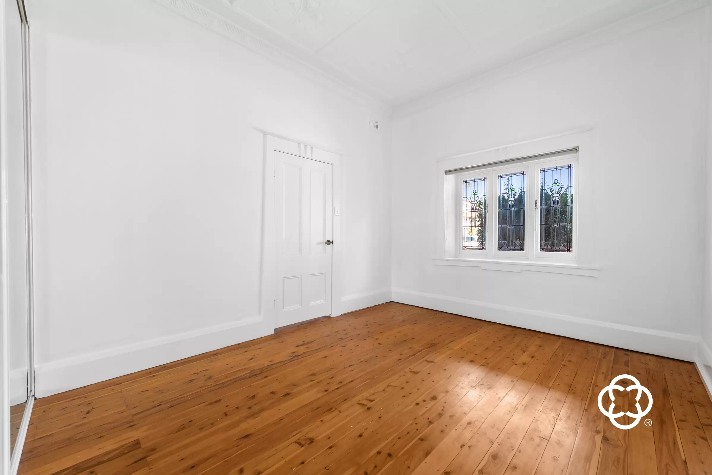 35 Lloyd George Avenue, Concord Leased by Chidiac Realty - image 6