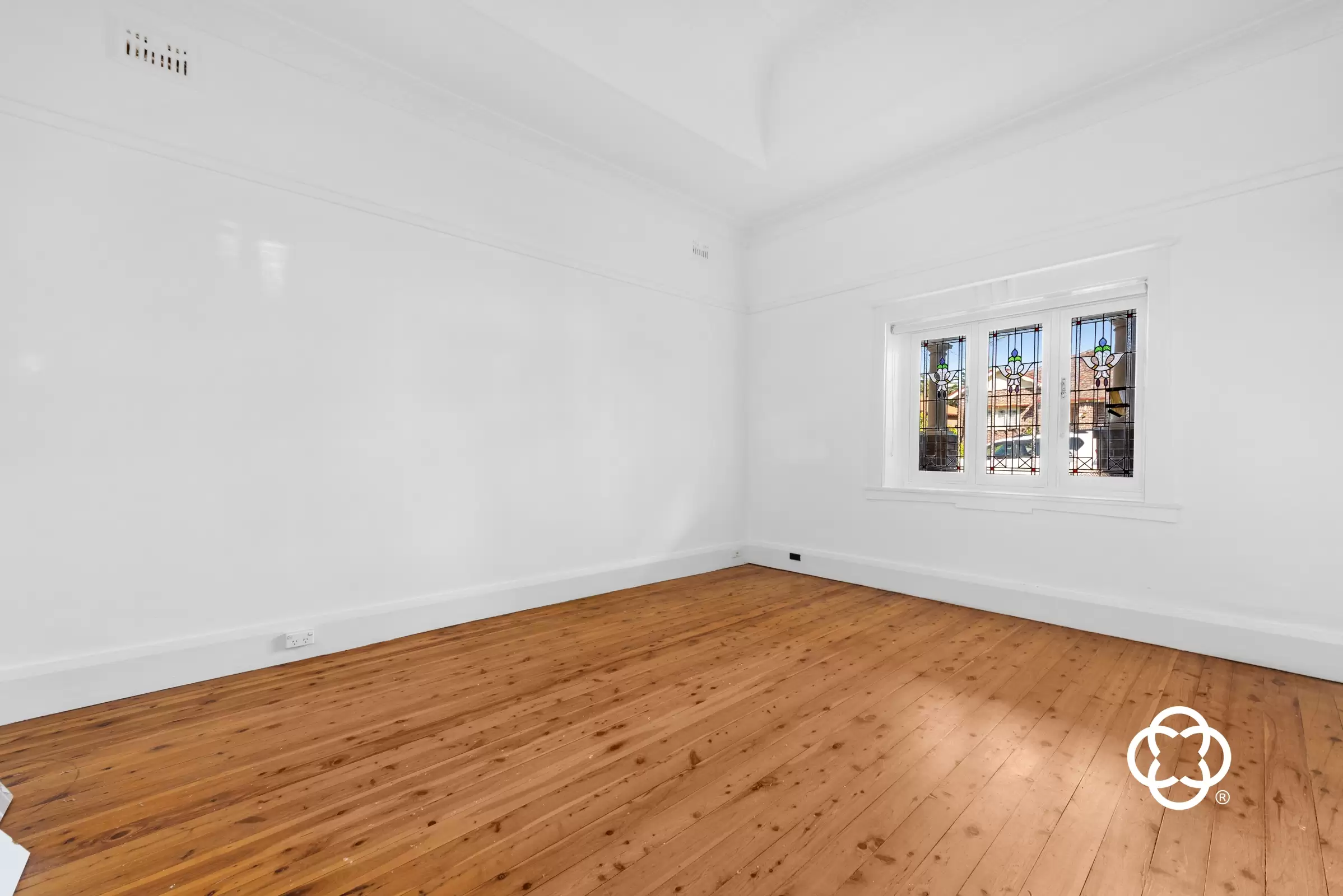 35 Lloyd George Avenue, Concord Leased by Chidiac Realty - image 5