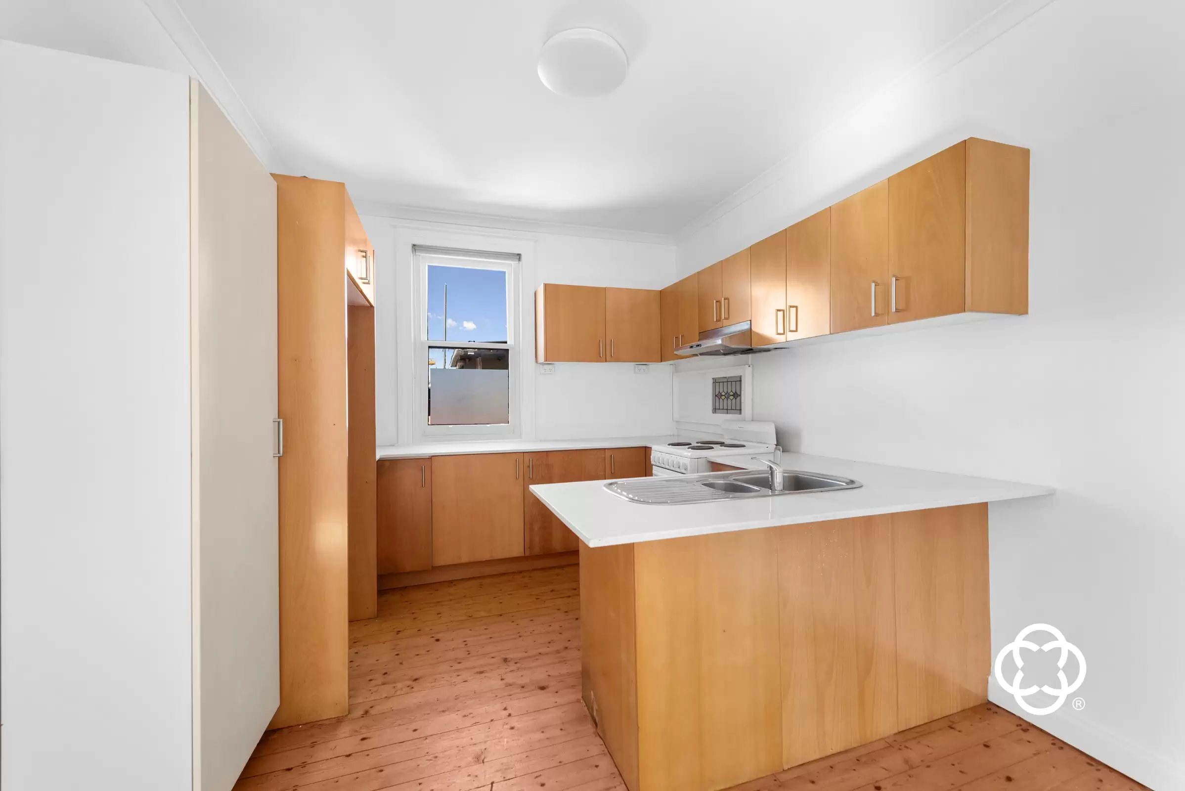 35 Lloyd George Avenue, Concord Leased by Chidiac Realty - image 4