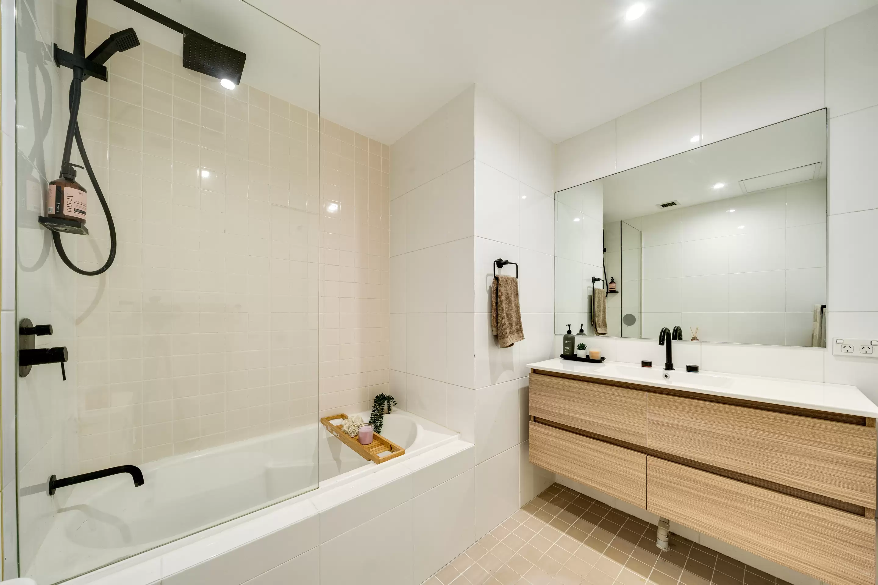 403/4 Nuvolari Place, Wentworth Point Sold by Chidiac Realty - image 13