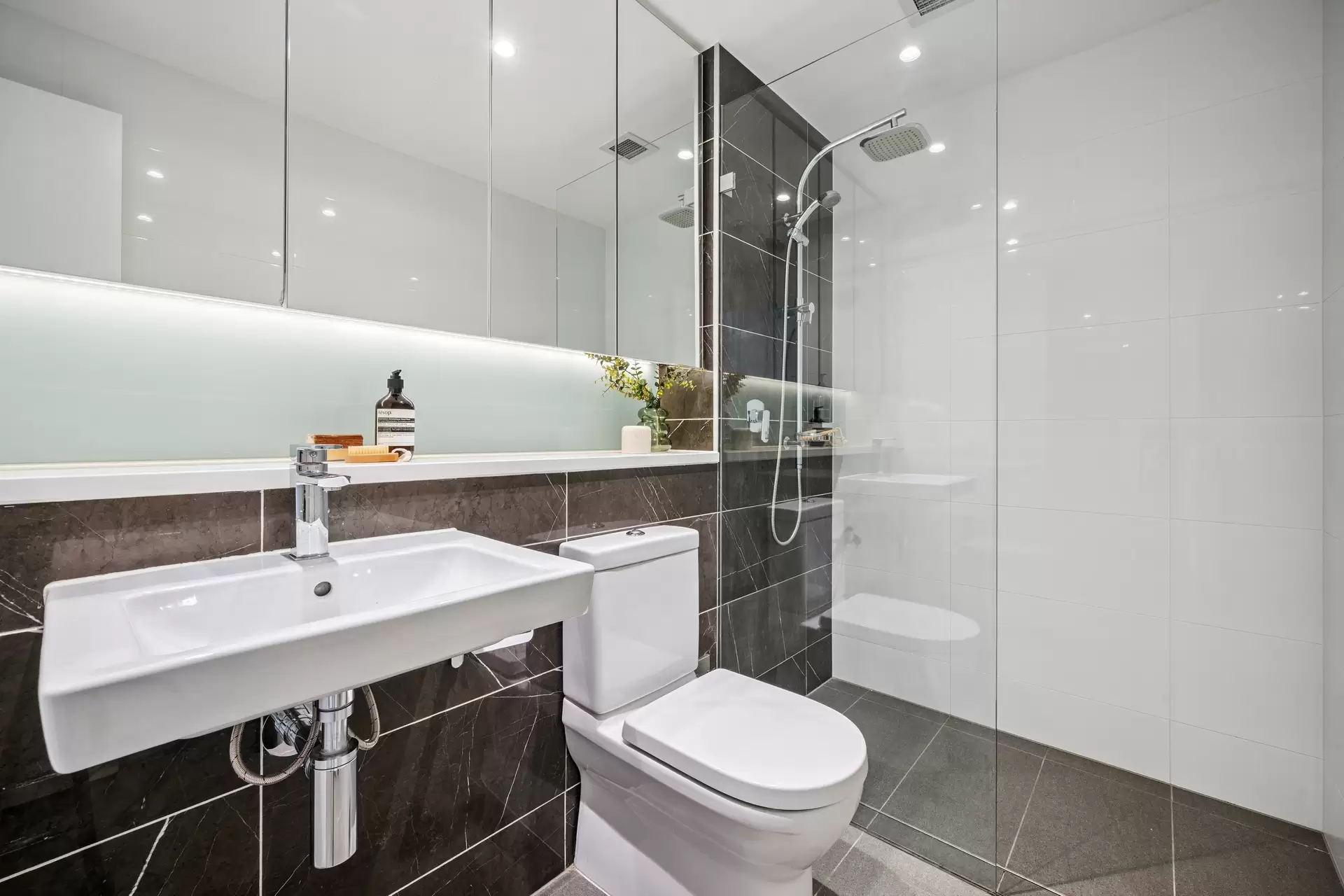 712/3 Foreshore Place, Wentworth Point Sold by Chidiac Realty - image 1