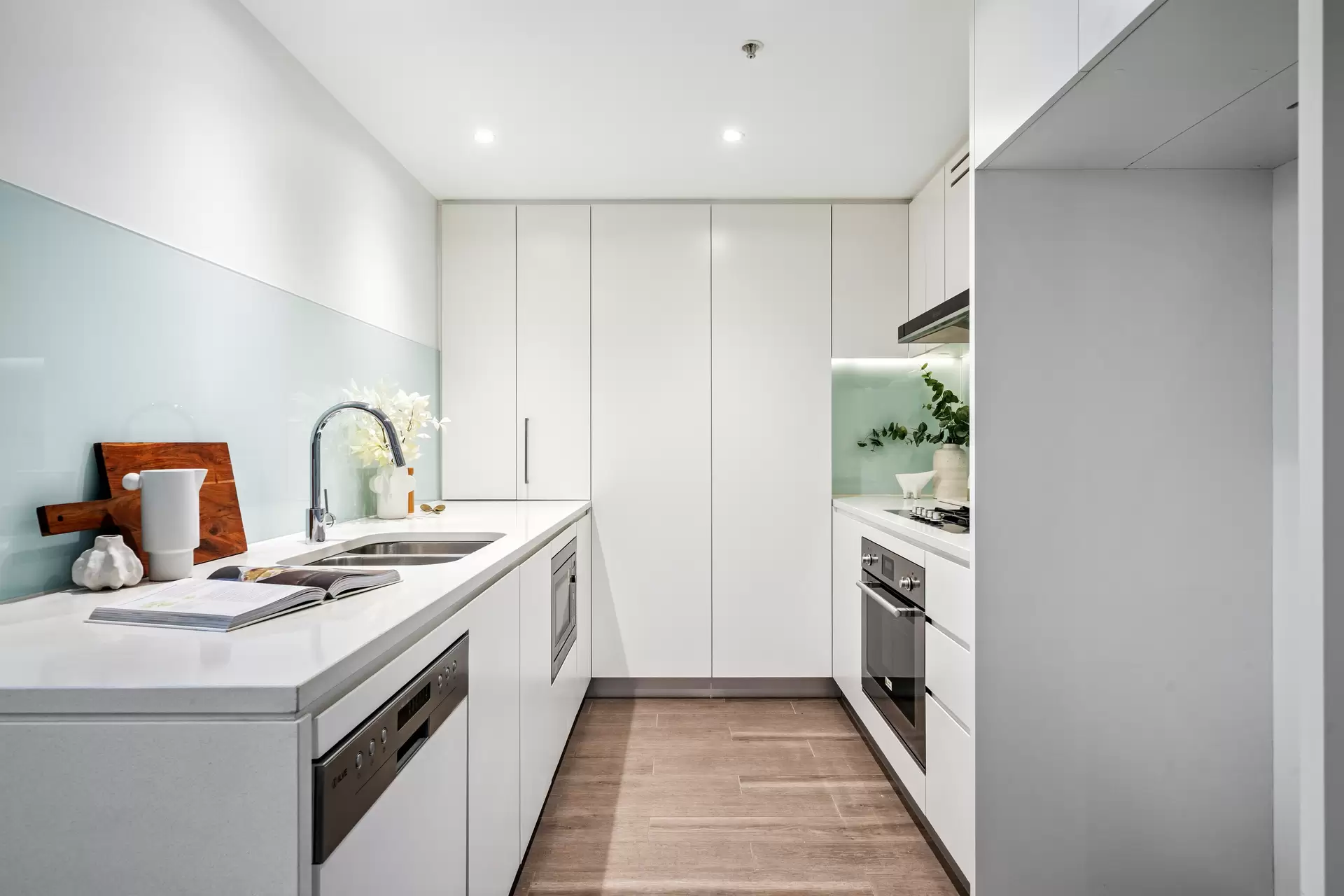 712/3 Foreshore Place, Wentworth Point Sold by Chidiac Realty - image 1