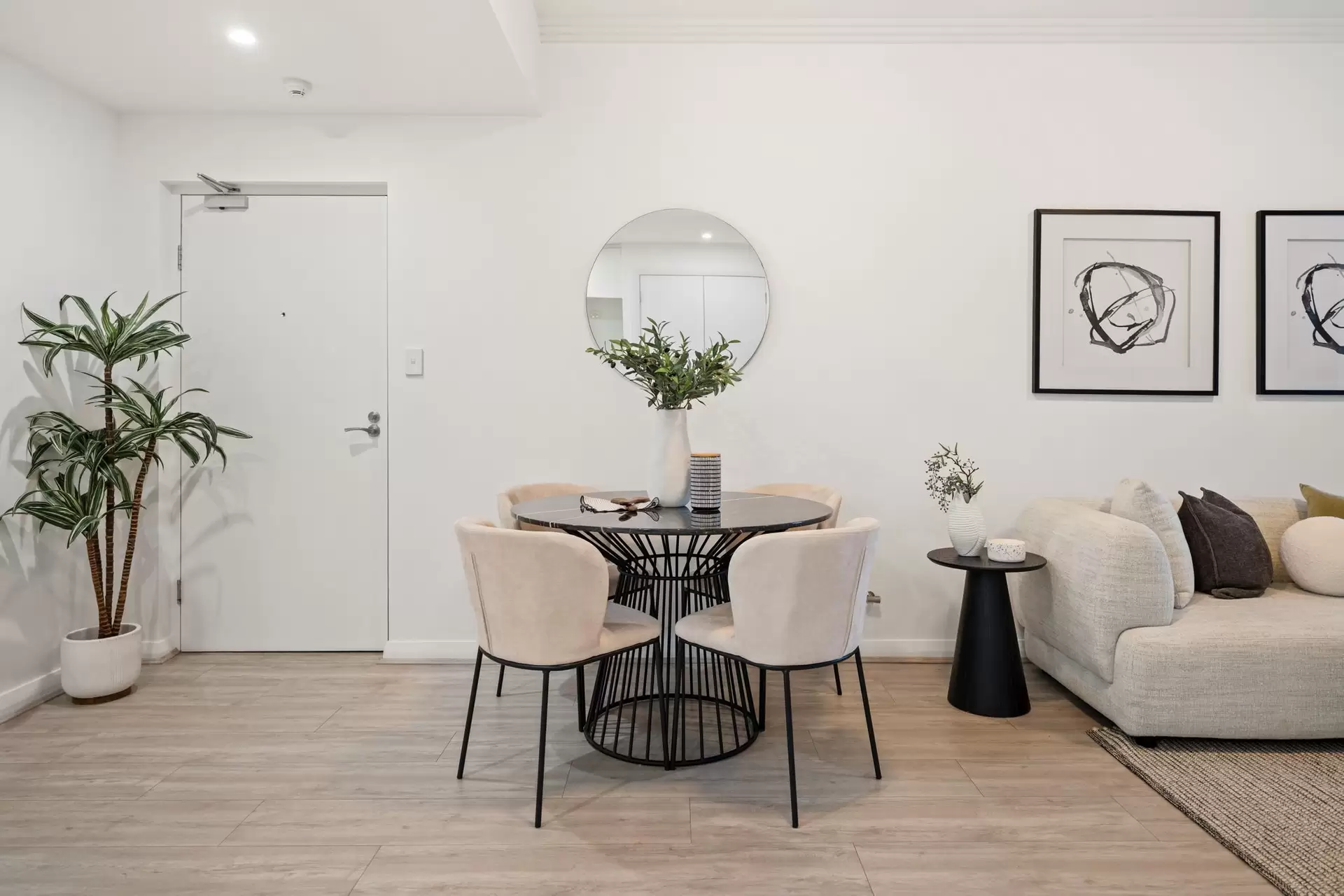 306/53 Hill Road, Wentworth Point Sold by Chidiac Realty - image 1