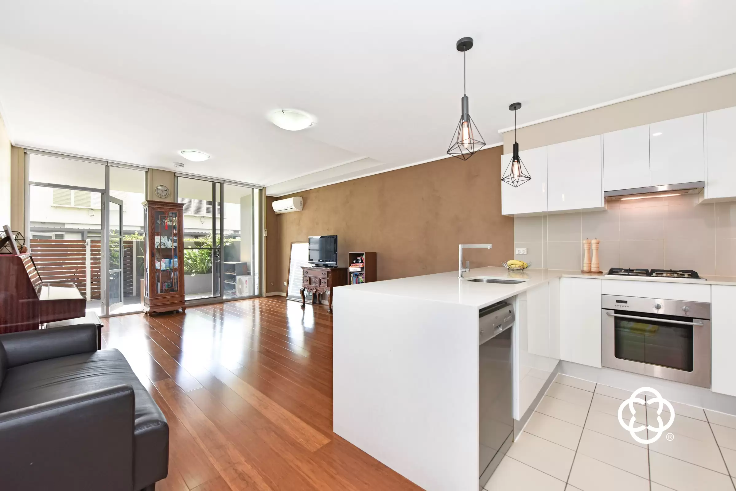 123/25 Bennelong Parkway, Wentworth Point Leased by Chidiac Realty - image 2