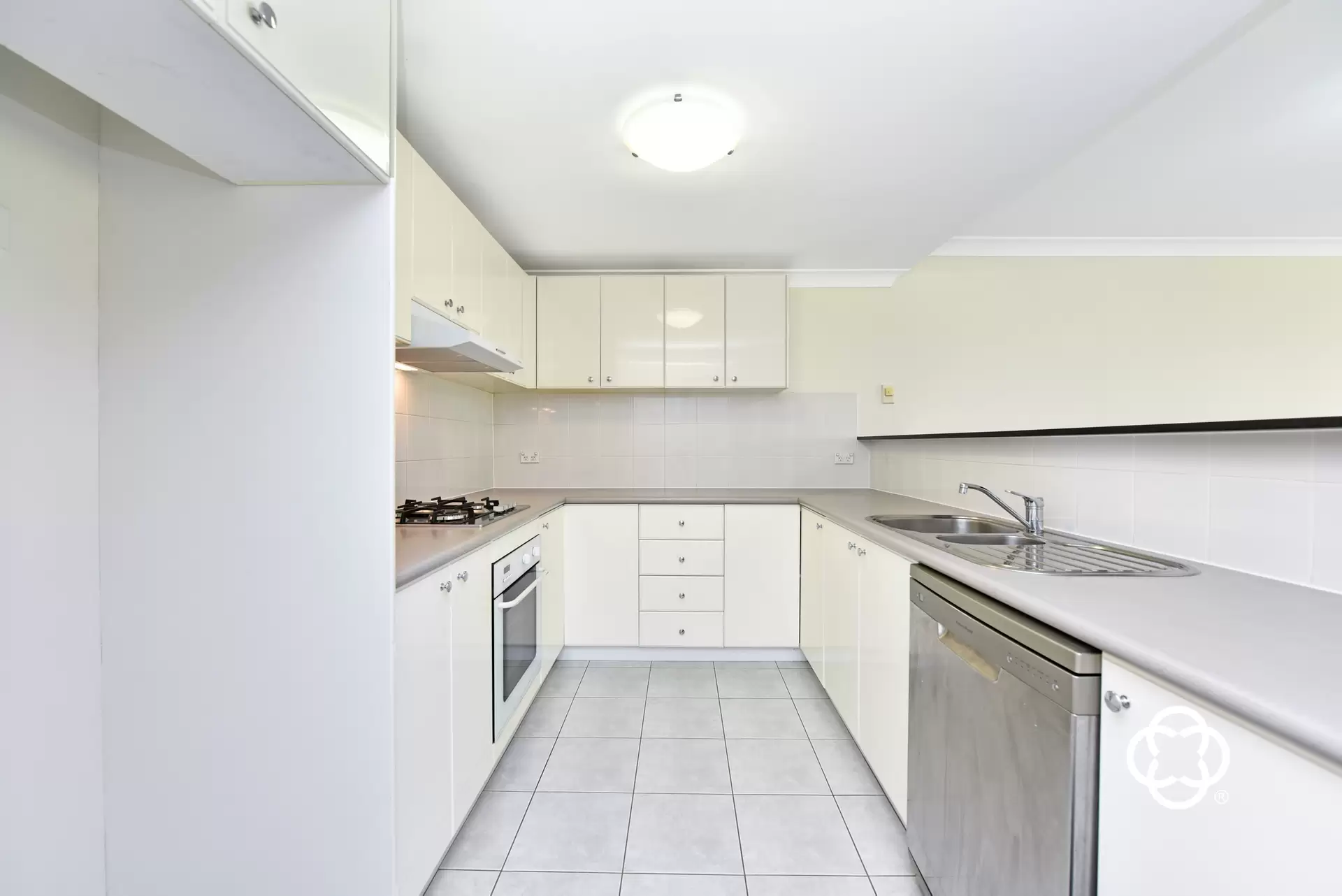 24/1 Bradley Place, Liberty Grove Leased by Chidiac Realty - image 1
