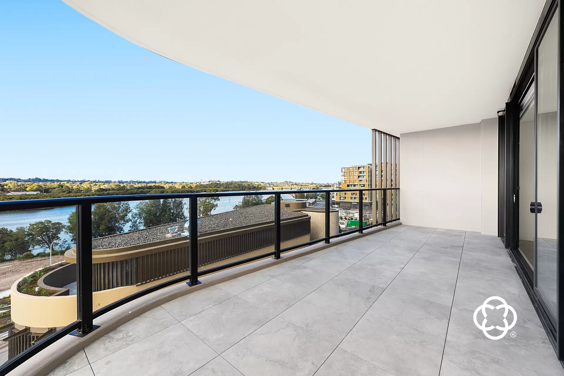501/3 Sea Rush Street, Wentworth Point Leased by Chidiac Realty - image 1