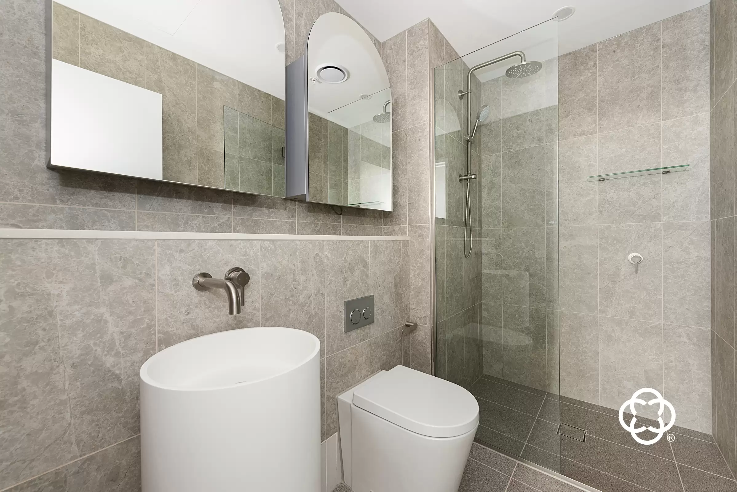 501/3 Sea Rush Street, Wentworth Point Leased by Chidiac Realty - image 7
