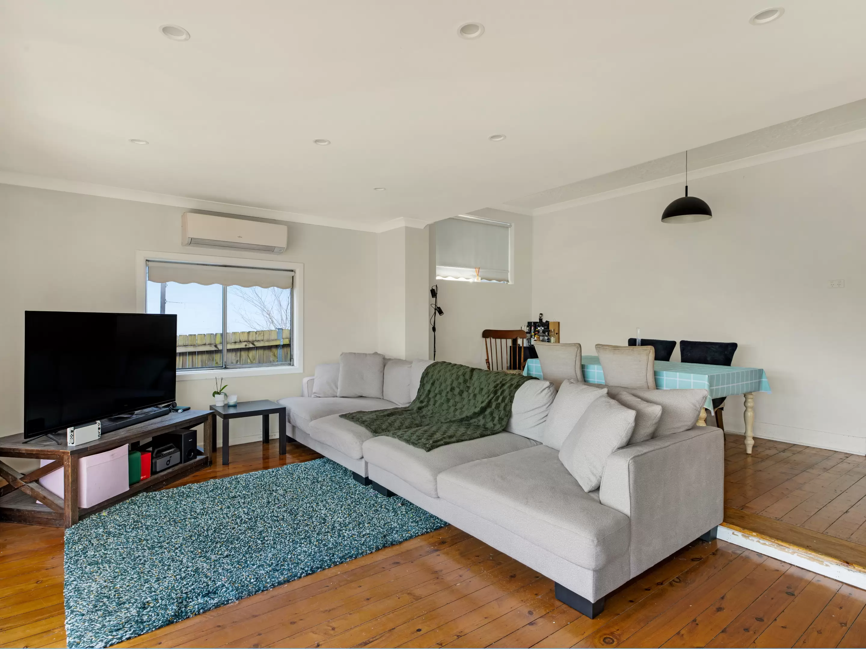 20 Kingston Avenue, Concord Sold by Chidiac Realty - image 4
