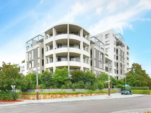 411/2 The Piazza, Wentworth Point Sold by Chidiac Realty