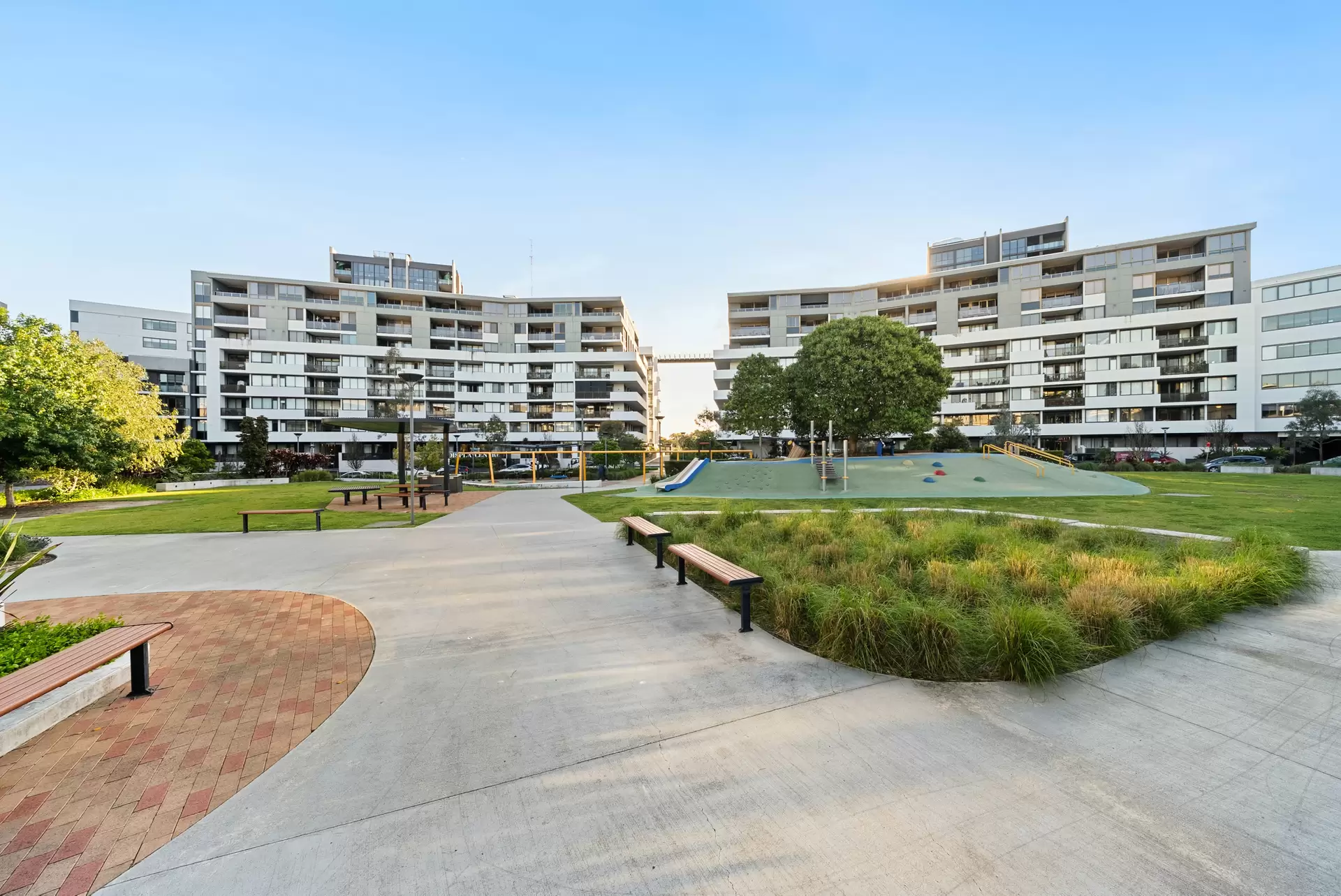 13073/17 Amalfi Drive, Wentworth Point Sold by Chidiac Realty - image 1