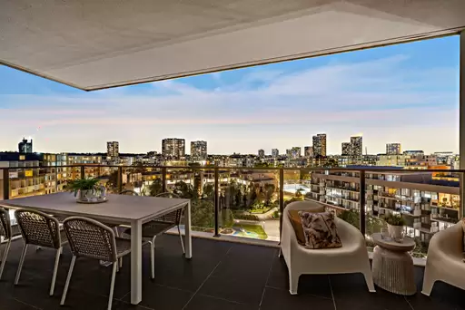 13073/17 Amalfi Drive, Wentworth Point Sold by Chidiac Realty