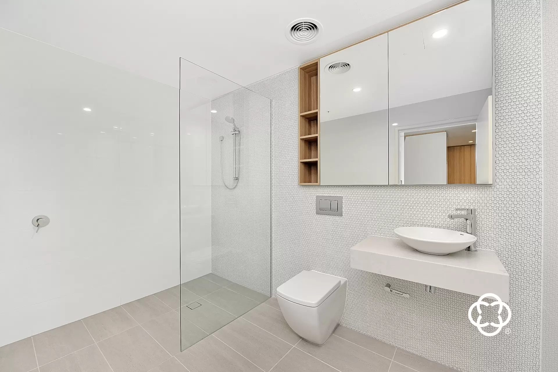 1007/46 Savona Drive, Wentworth Point Leased by Chidiac Realty - image 1