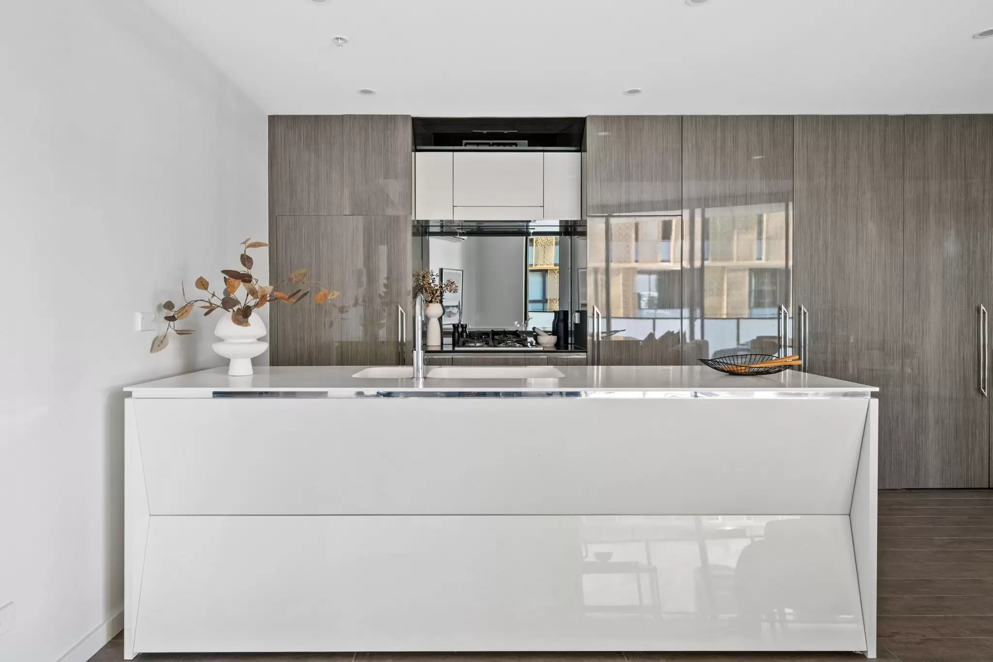 641/1D Burroway Road, Wentworth Point Sold by Chidiac Realty - image 3