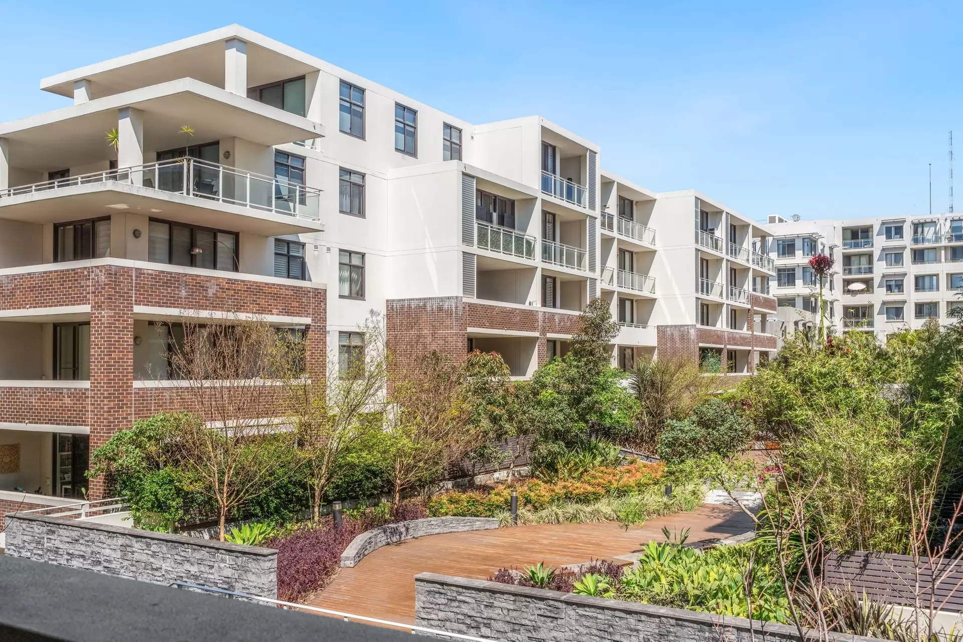 315/4 Baywater Drive, Wentworth Point Sold by Chidiac Realty - image 1