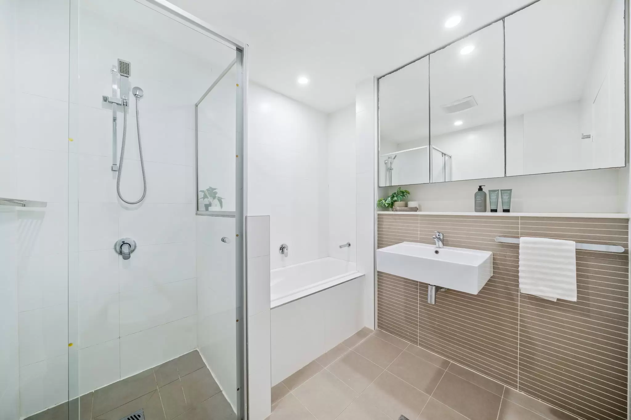 315/4 Baywater Drive, Wentworth Point Sold by Chidiac Realty - image 7
