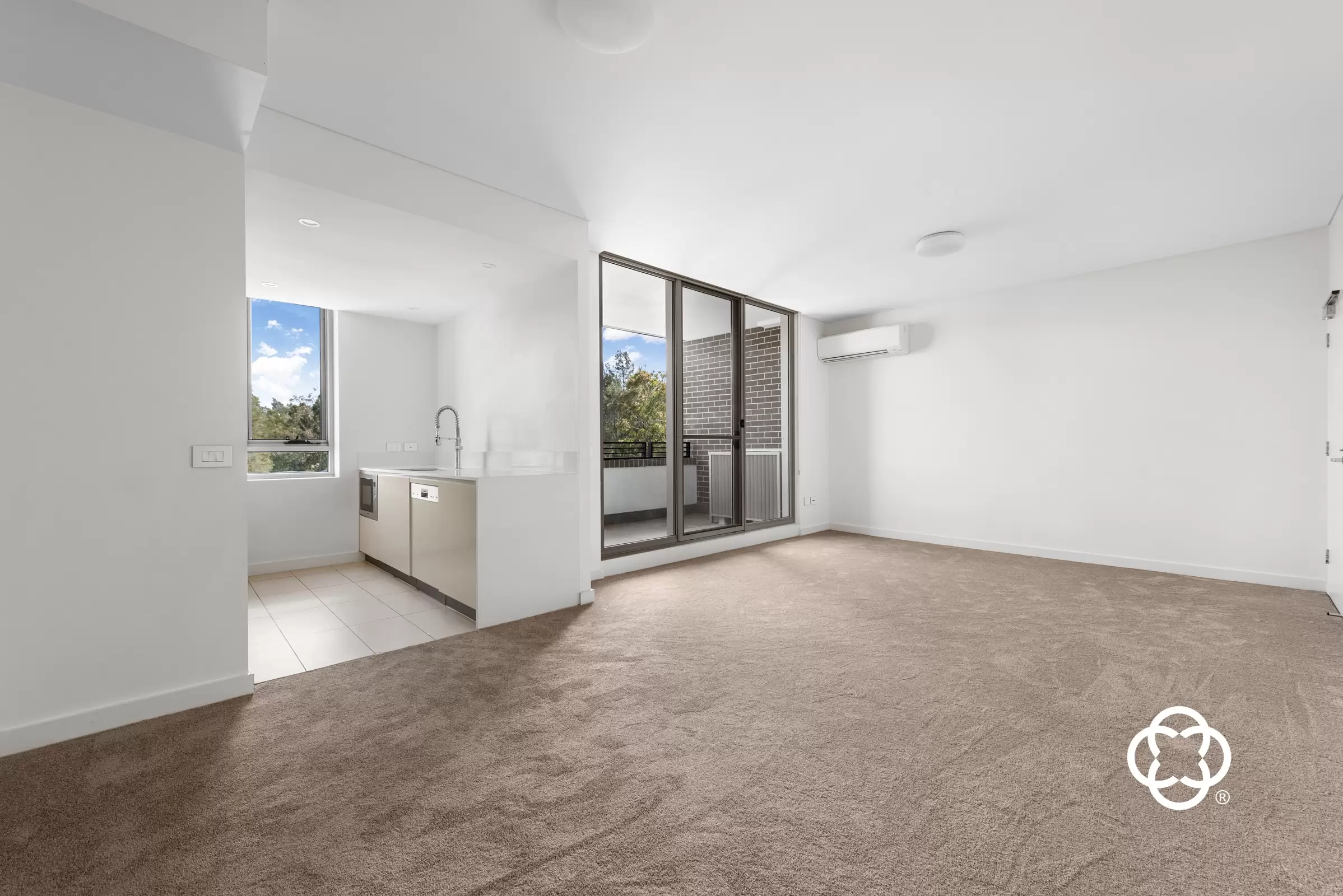 207/41 Hill Road, Wentworth Point Leased by Chidiac Realty - image 2