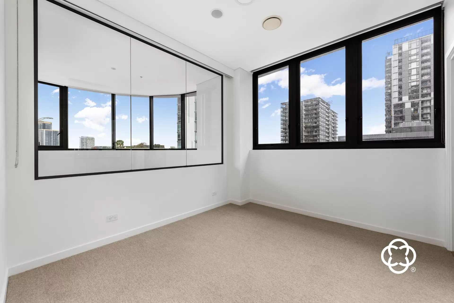 908/11 Wentworth Place, Wentworth Point Leased by Chidiac Realty - image 1