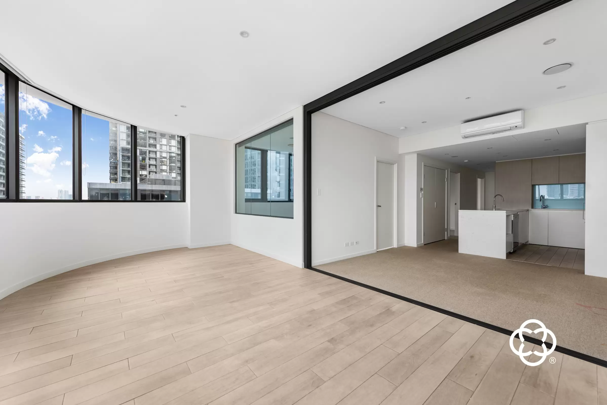908/11 Wentworth Place, Wentworth Point Leased by Chidiac Realty - image 3