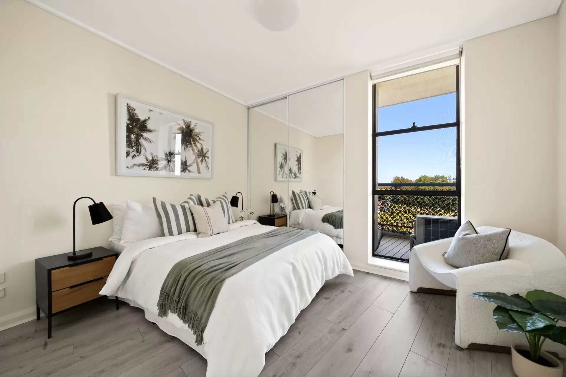 88/27 Bennelong Parkway, Wentworth Point Sold by Chidiac Realty - image 1