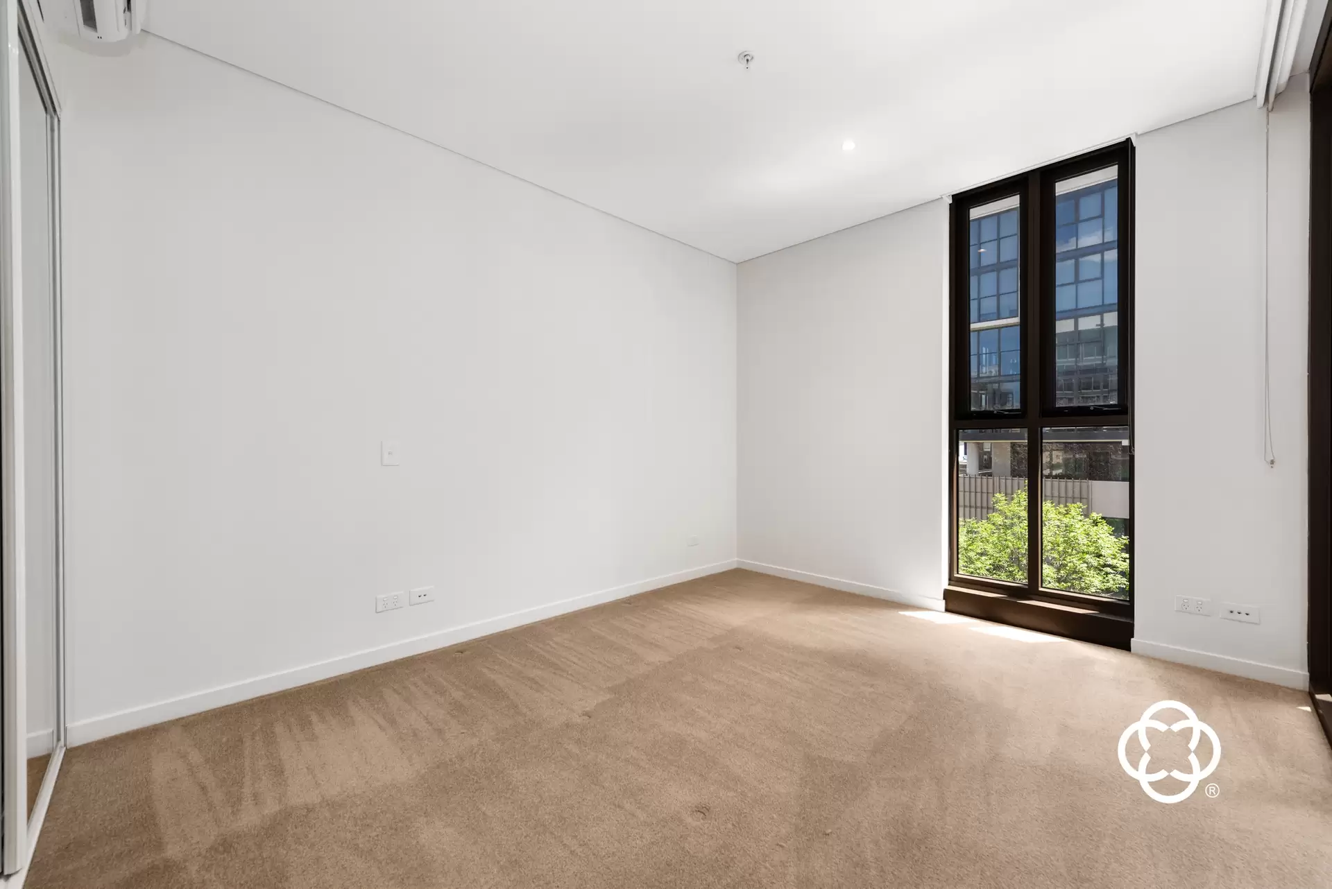502/2 Wentworth Place, Wentworth Point Leased by Chidiac Realty - image 1