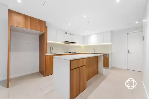 502/2 Wentworth Place, Wentworth Point Leased by Chidiac Realty