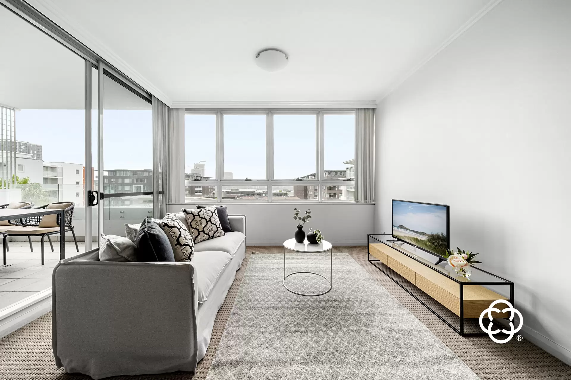 880/33 Hill Road, Wentworth Point Leased by Chidiac Realty - image 1