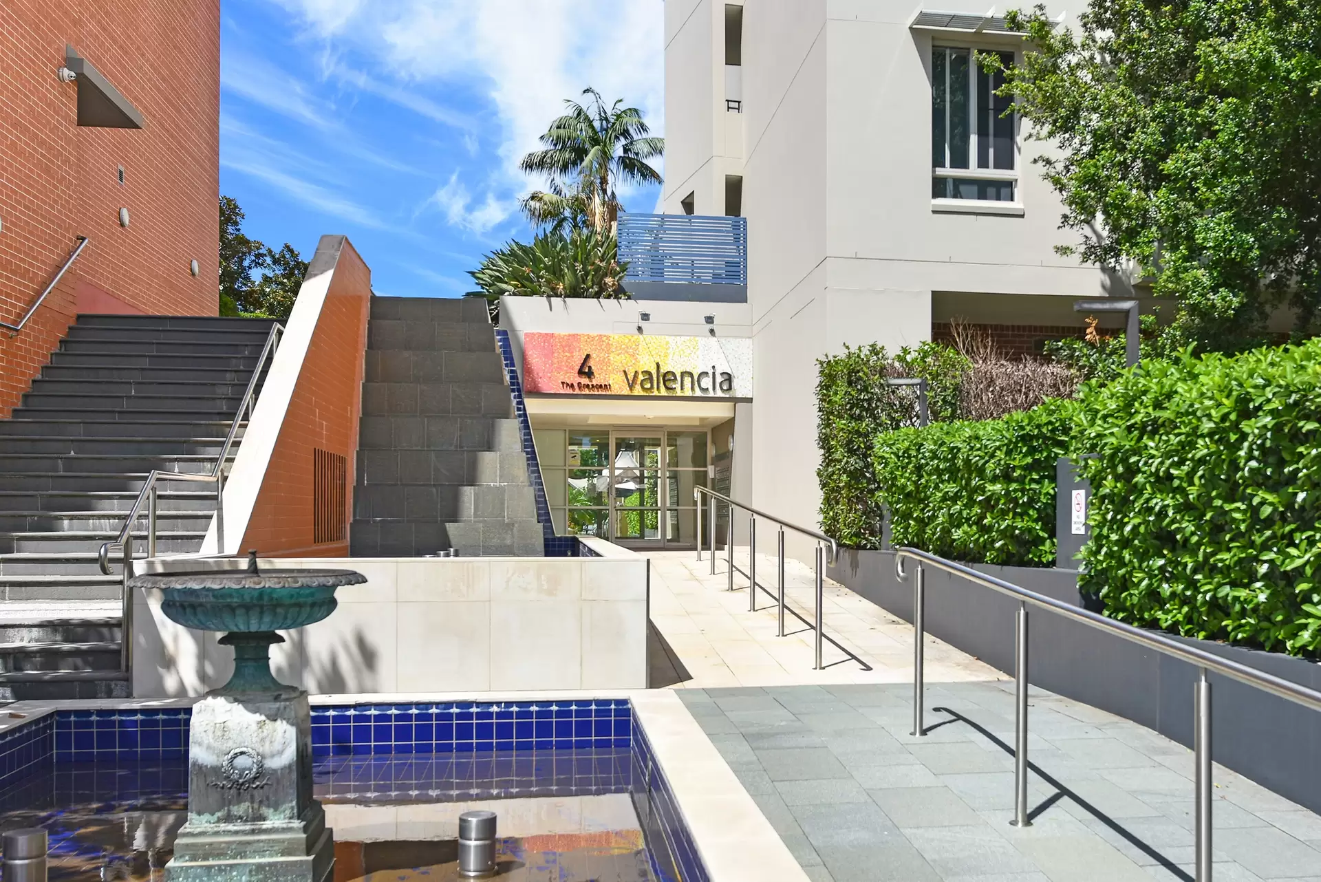 576/4 The Crescent, Wentworth Point Sold by Chidiac Realty - image 1