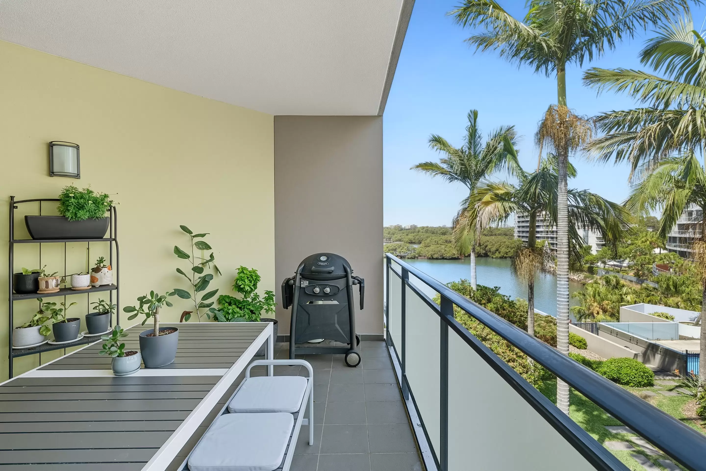 576/4 The Crescent, Wentworth Point Sold by Chidiac Realty - image 2