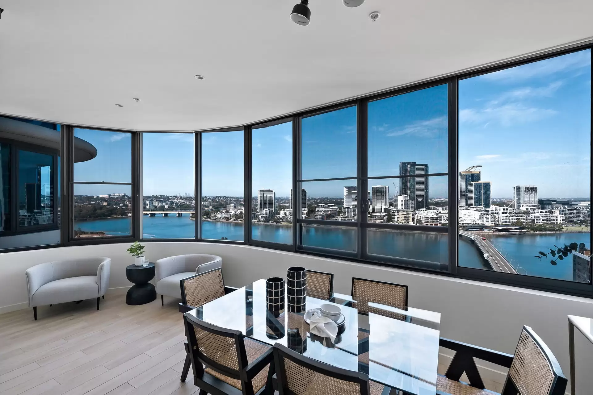 1805/11 Wentworth Place, Wentworth Point Sold by Chidiac Realty - image 1