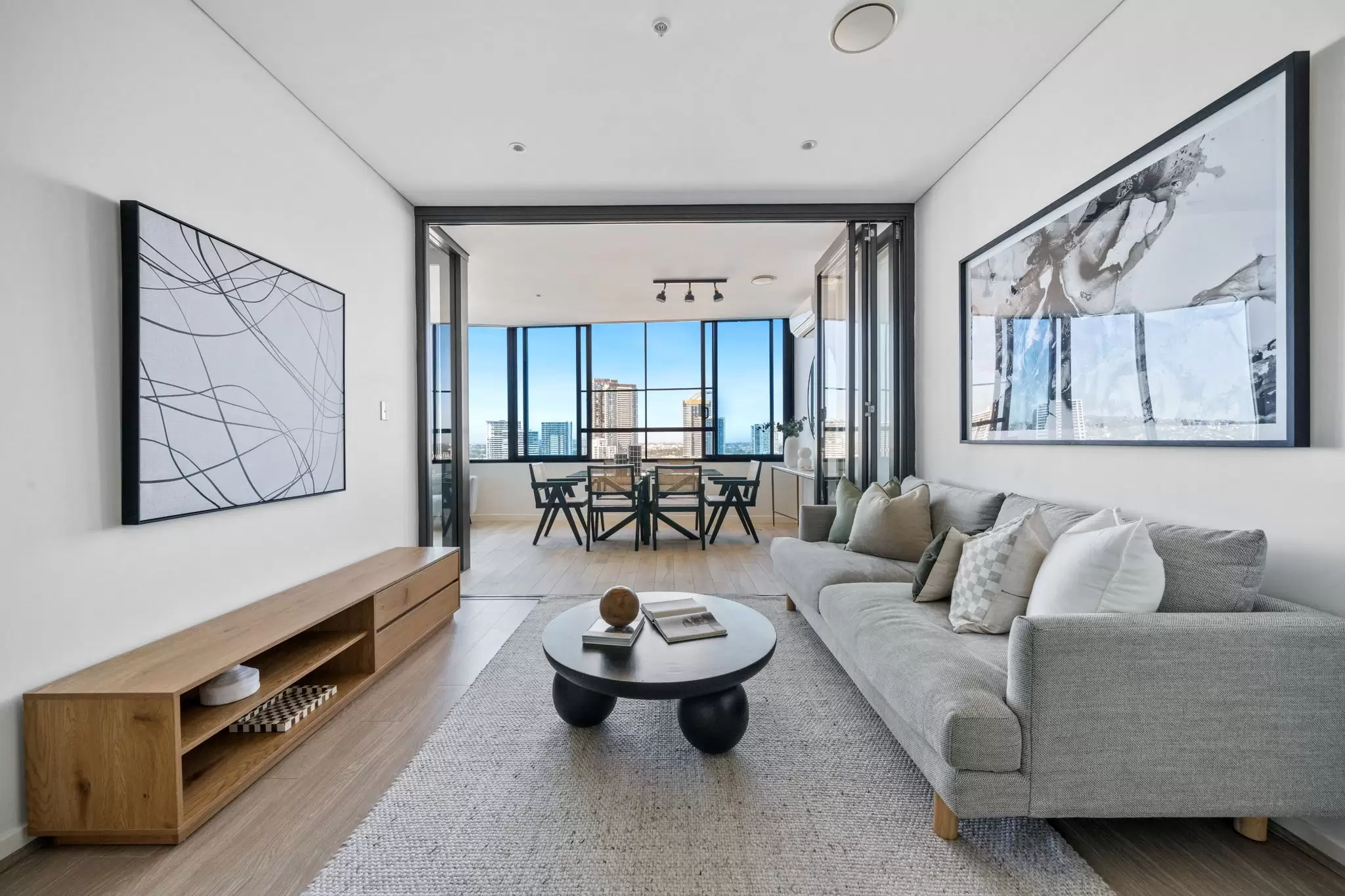 1805/11 Wentworth Place, Wentworth Point Sold by Chidiac Realty - image 3