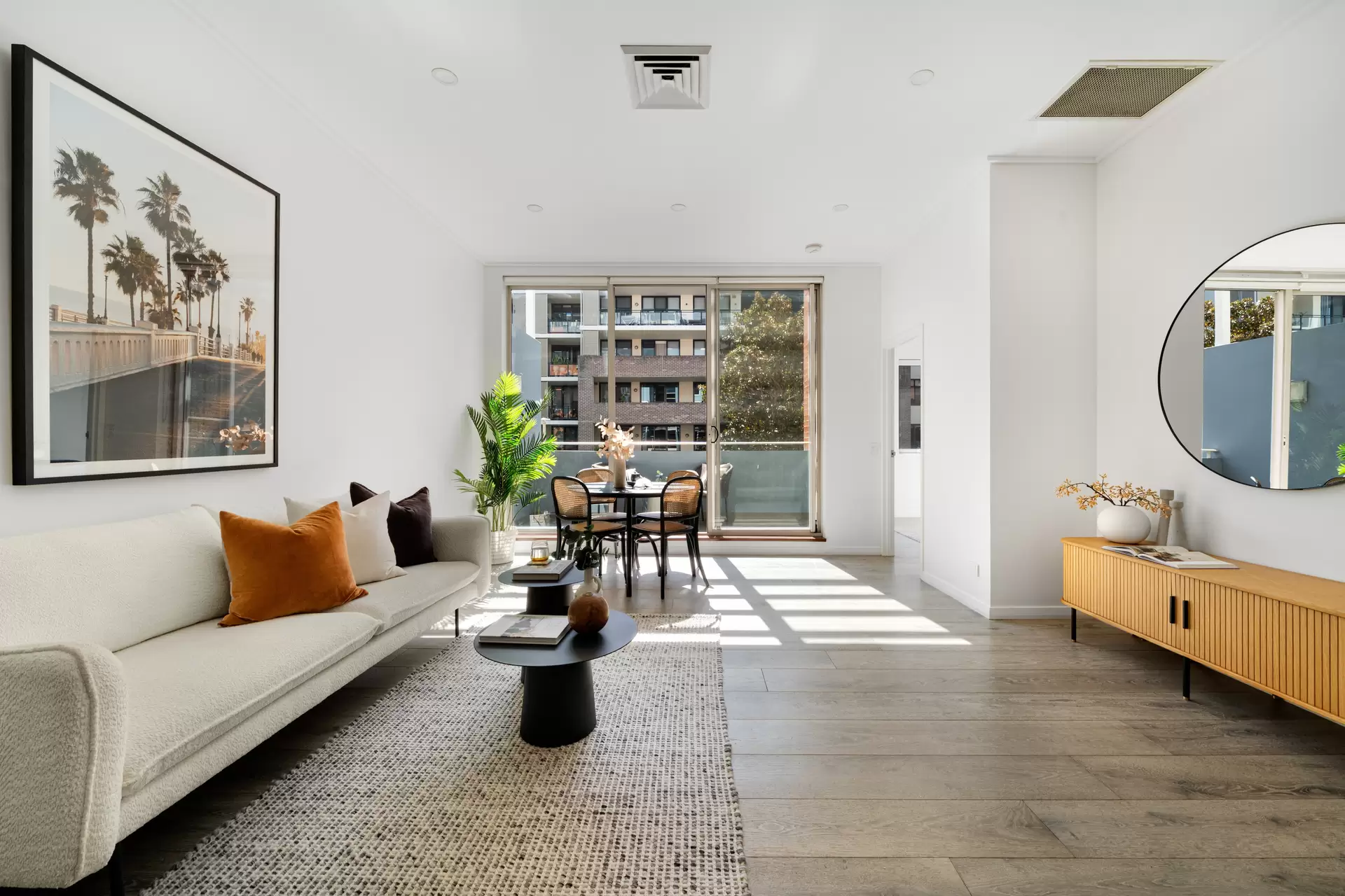 212/18 Marine Parade, Wentworth Point Sold by Chidiac Realty - image 1