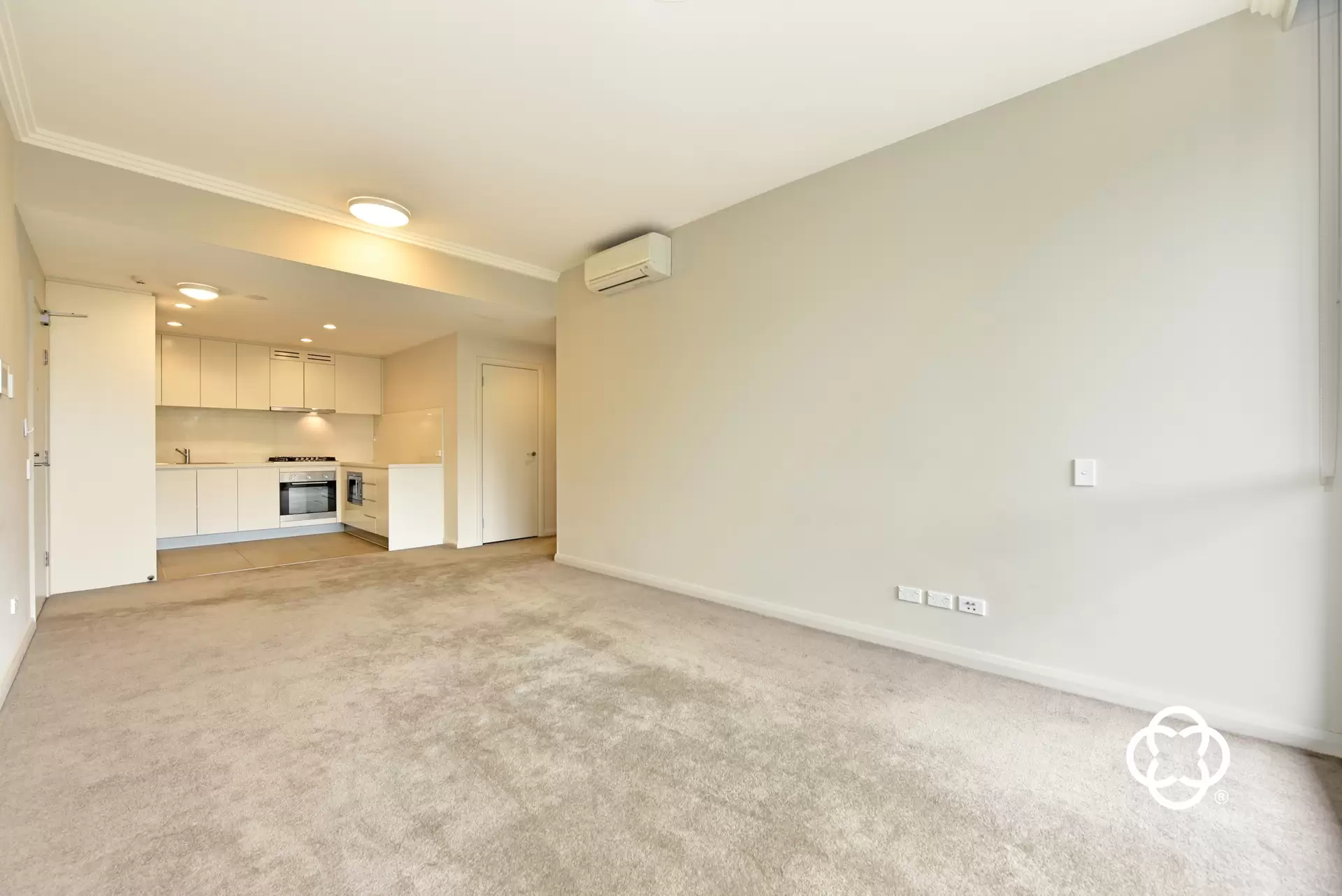 402/2 Footbridge Boulevard, Wentworth Point Leased by Chidiac Realty - image 1