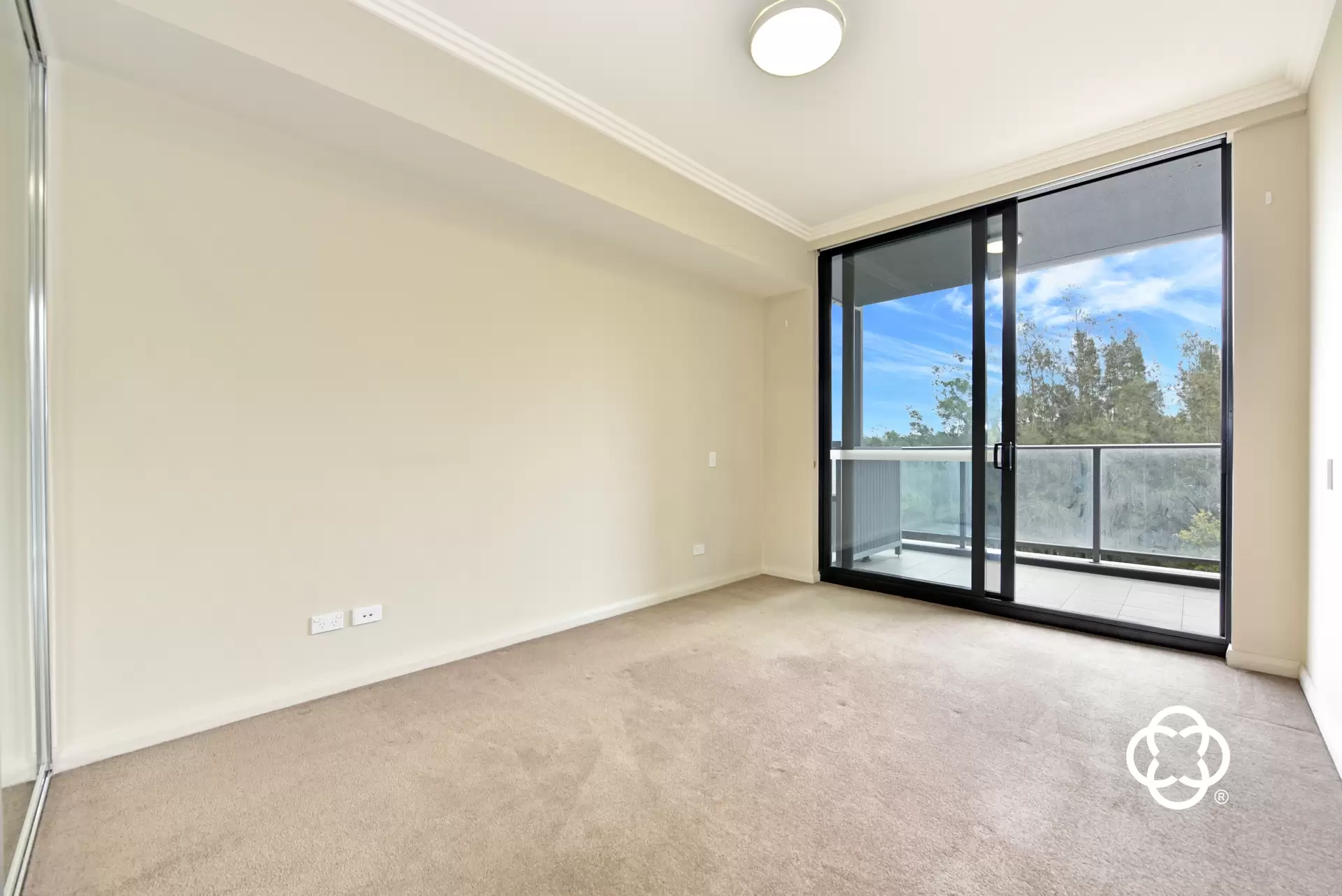 402/2 Footbridge Boulevard, Wentworth Point Leased by Chidiac Realty - image 1