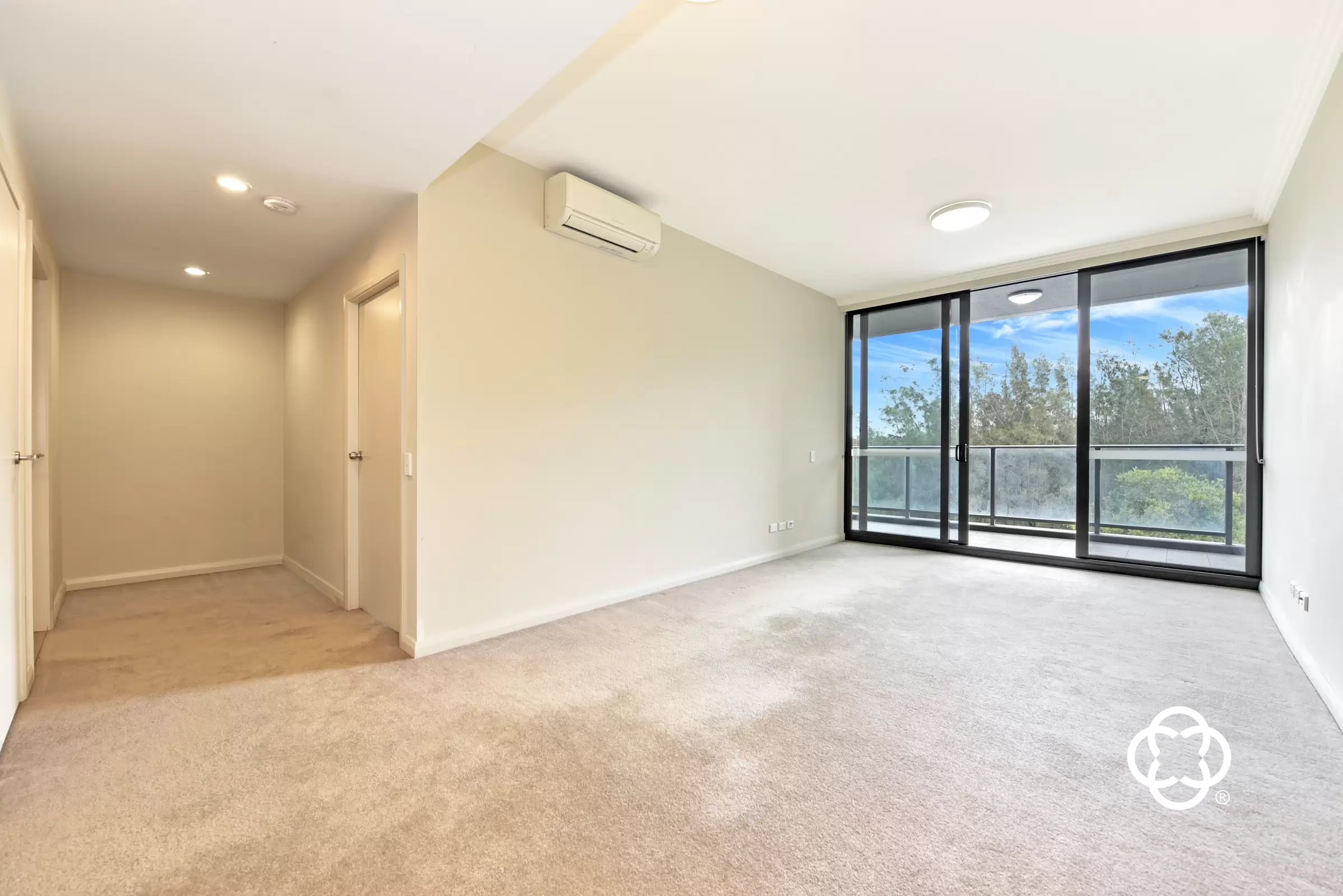 402/2 Footbridge Boulevard, Wentworth Point Leased by Chidiac Realty - image 2