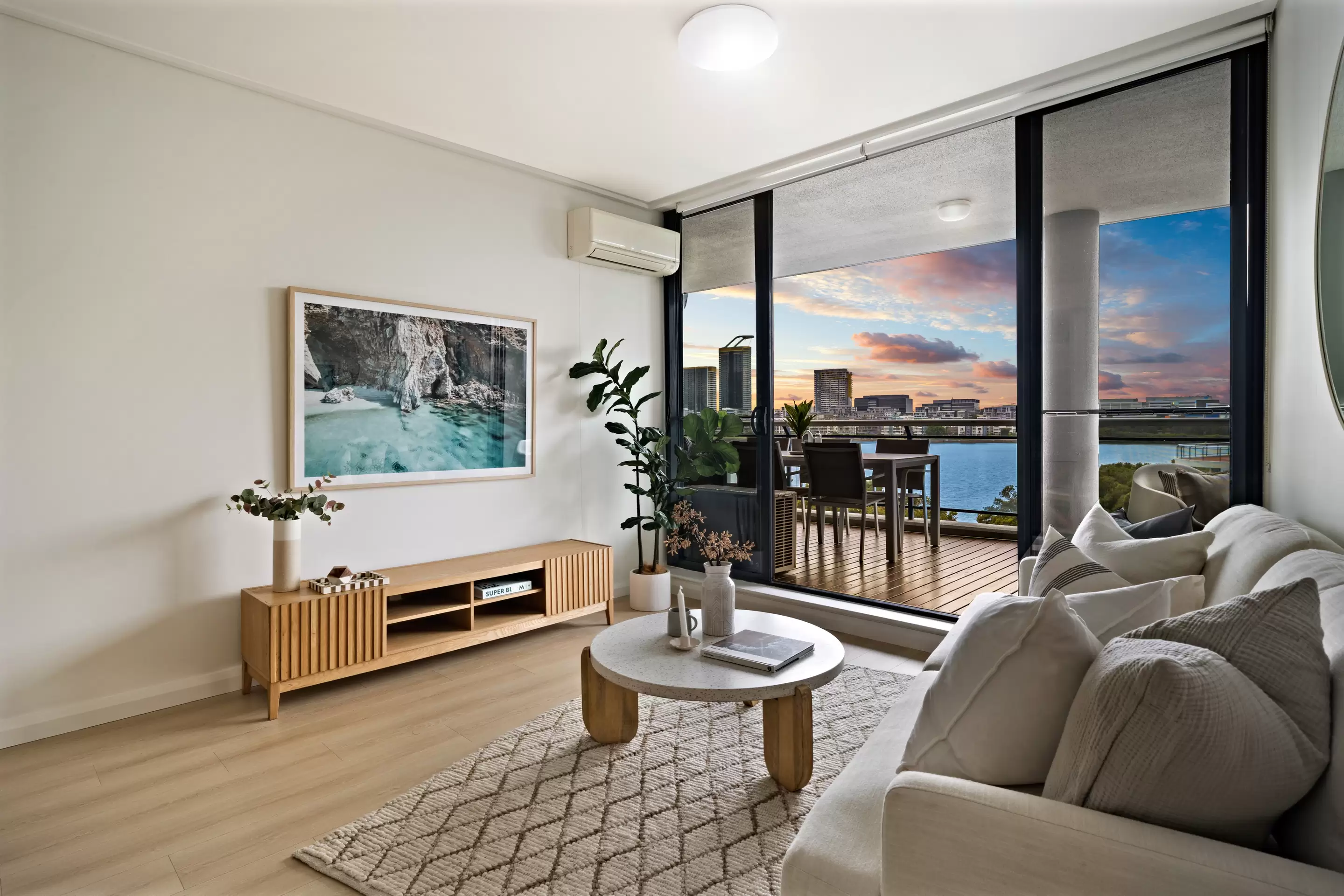 15/27 Bennelong Parkway, Wentworth Point Sold by Chidiac Realty - image 10